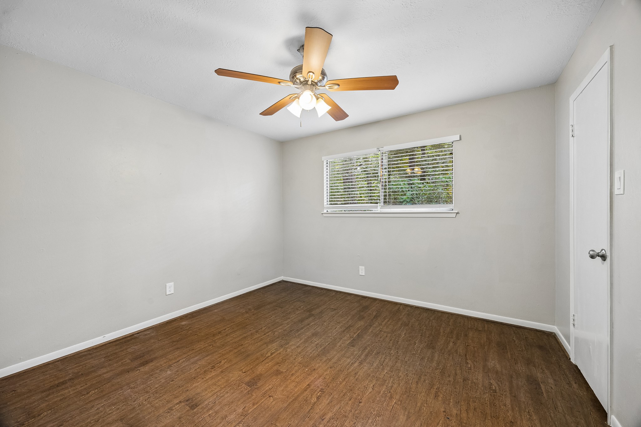 130 Red Oak Lane Property Photo 11