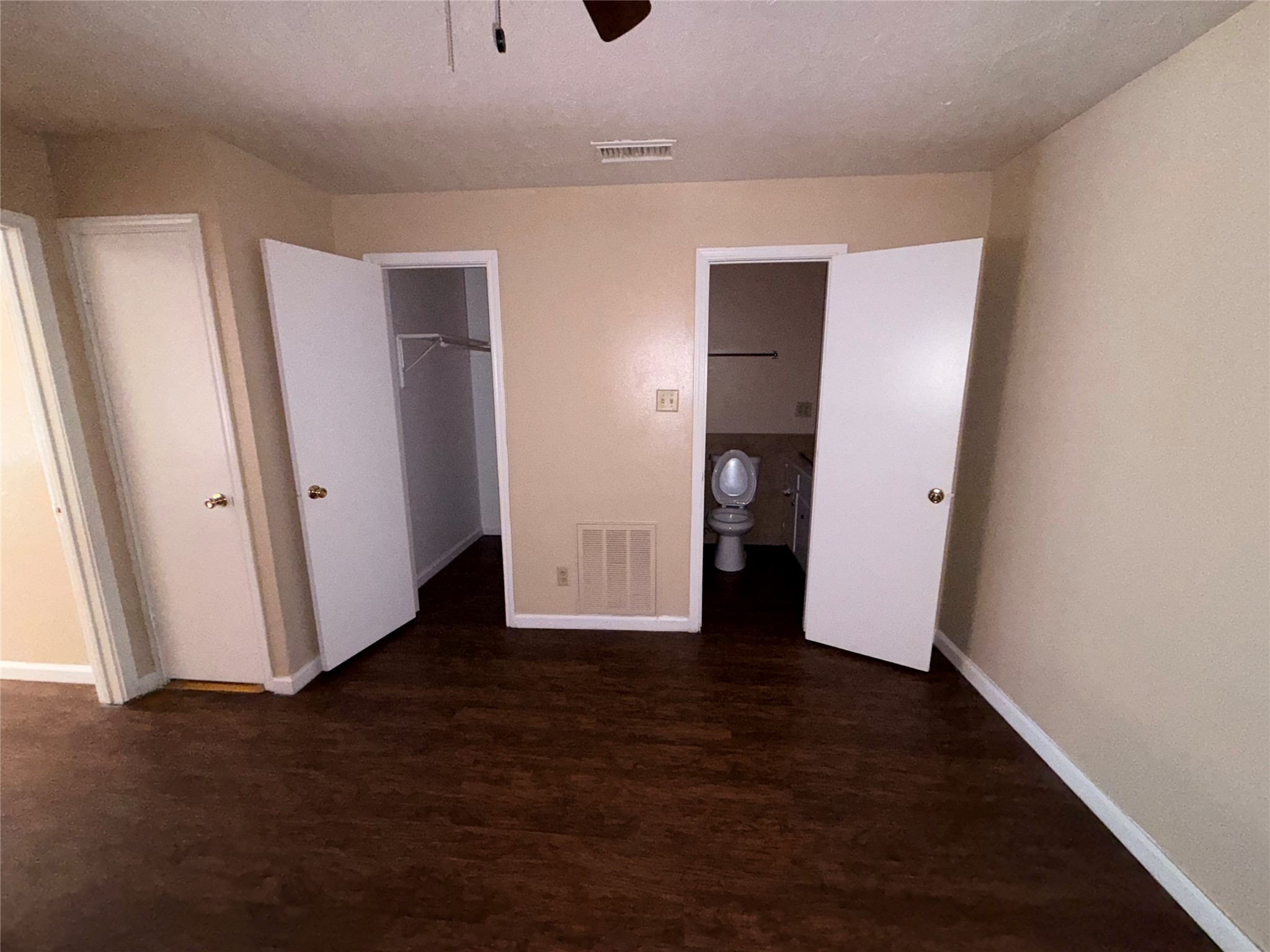 760 Cline Street 8 Property Photo 6