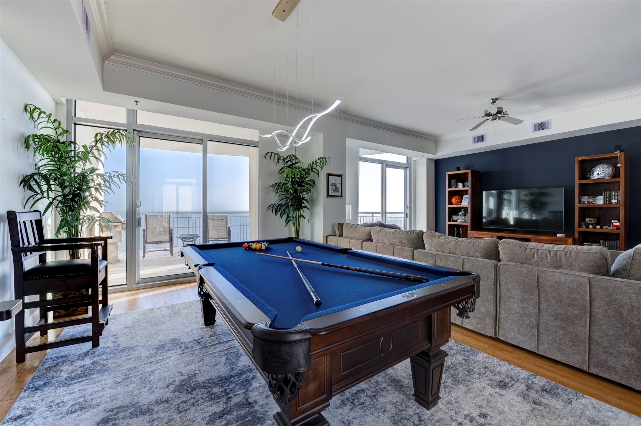 801 E Beach Drive Tw2212 Property Photo 8