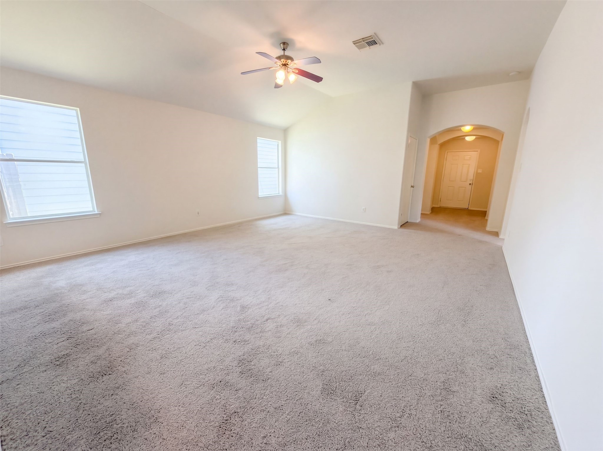 7435 Kennemer Drive Property Photo 3