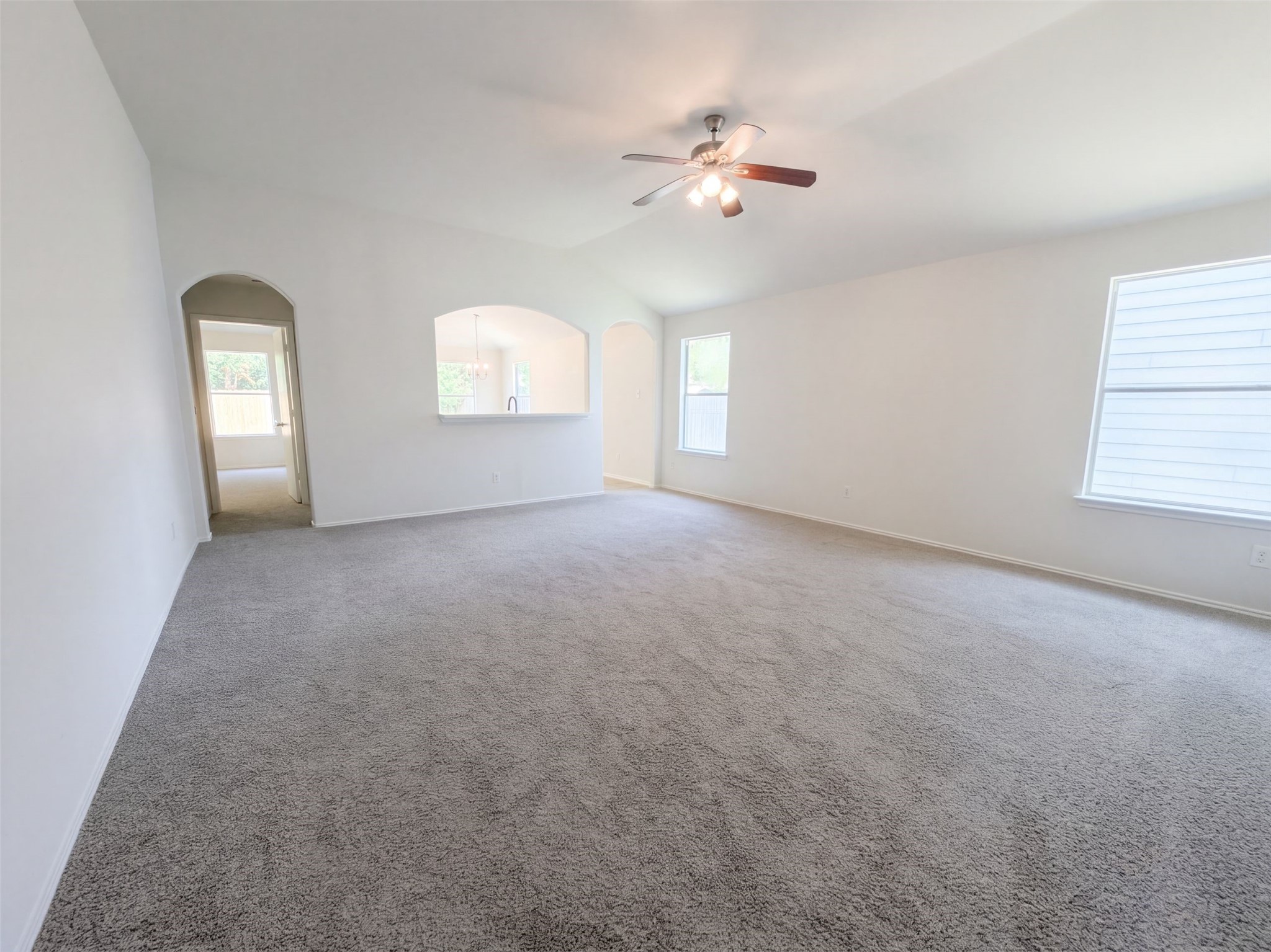 7435 Kennemer Drive Property Photo 8