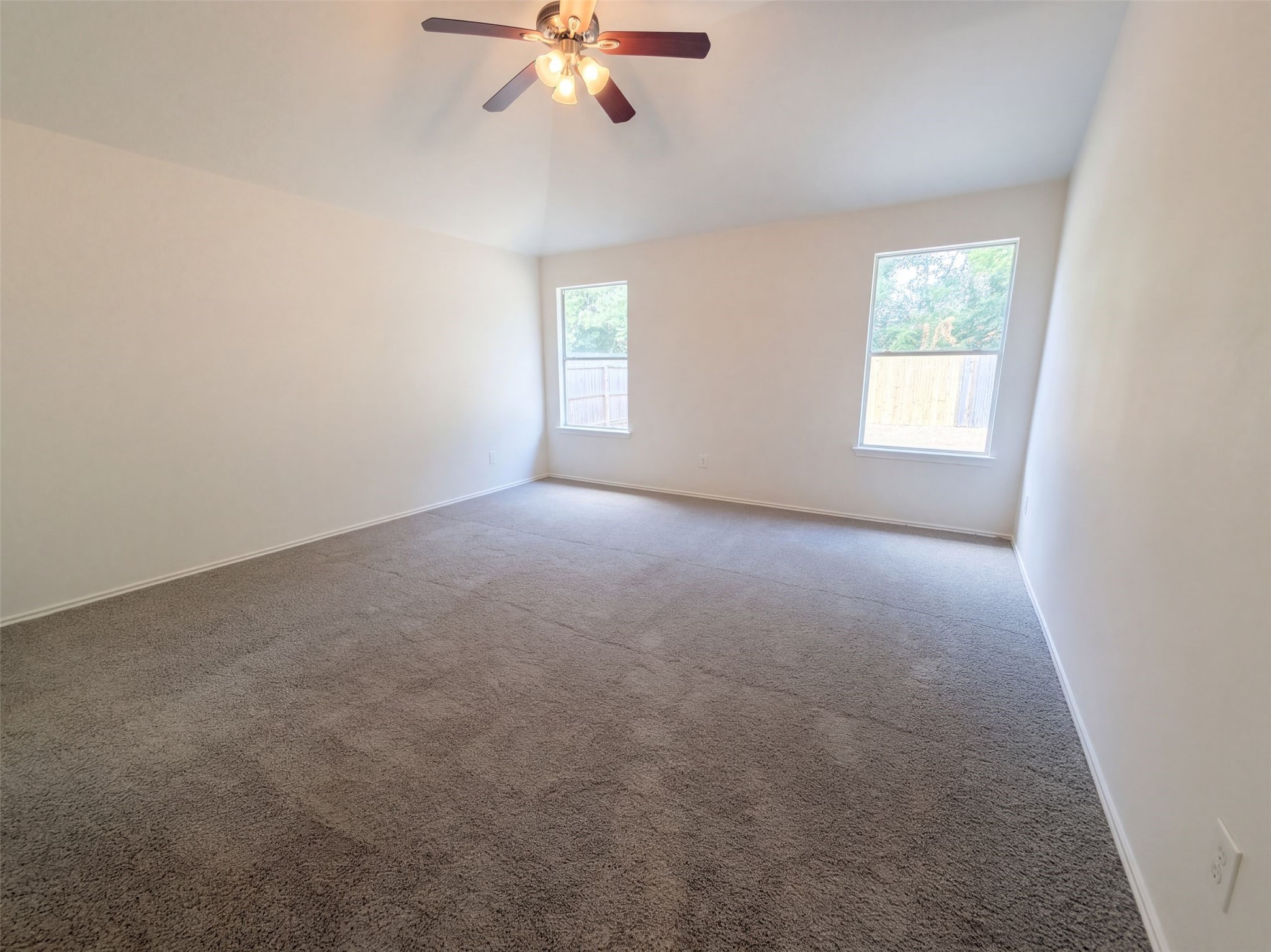 7435 Kennemer Drive Property Photo 15