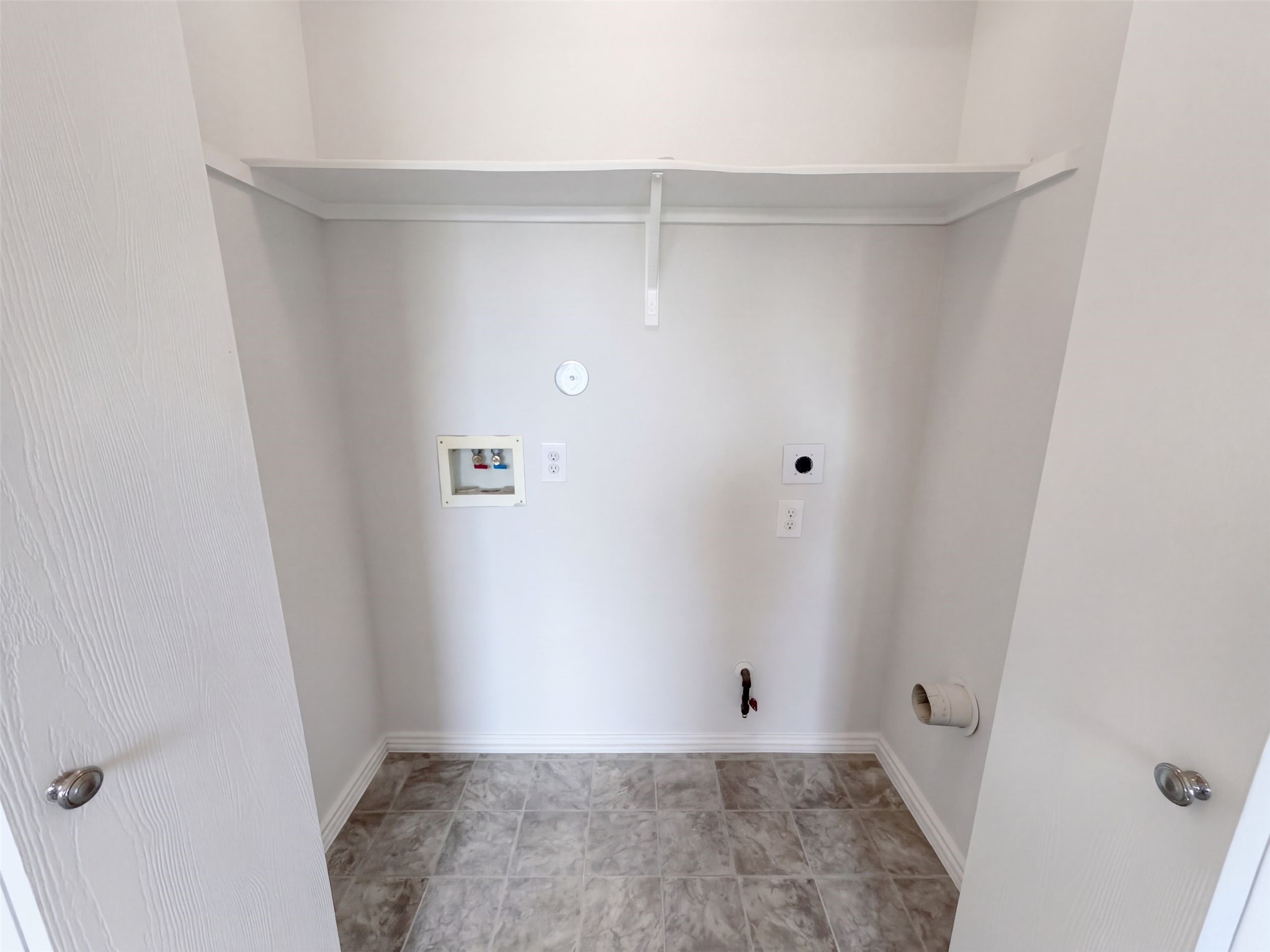 7435 Kennemer Drive Property Photo 19