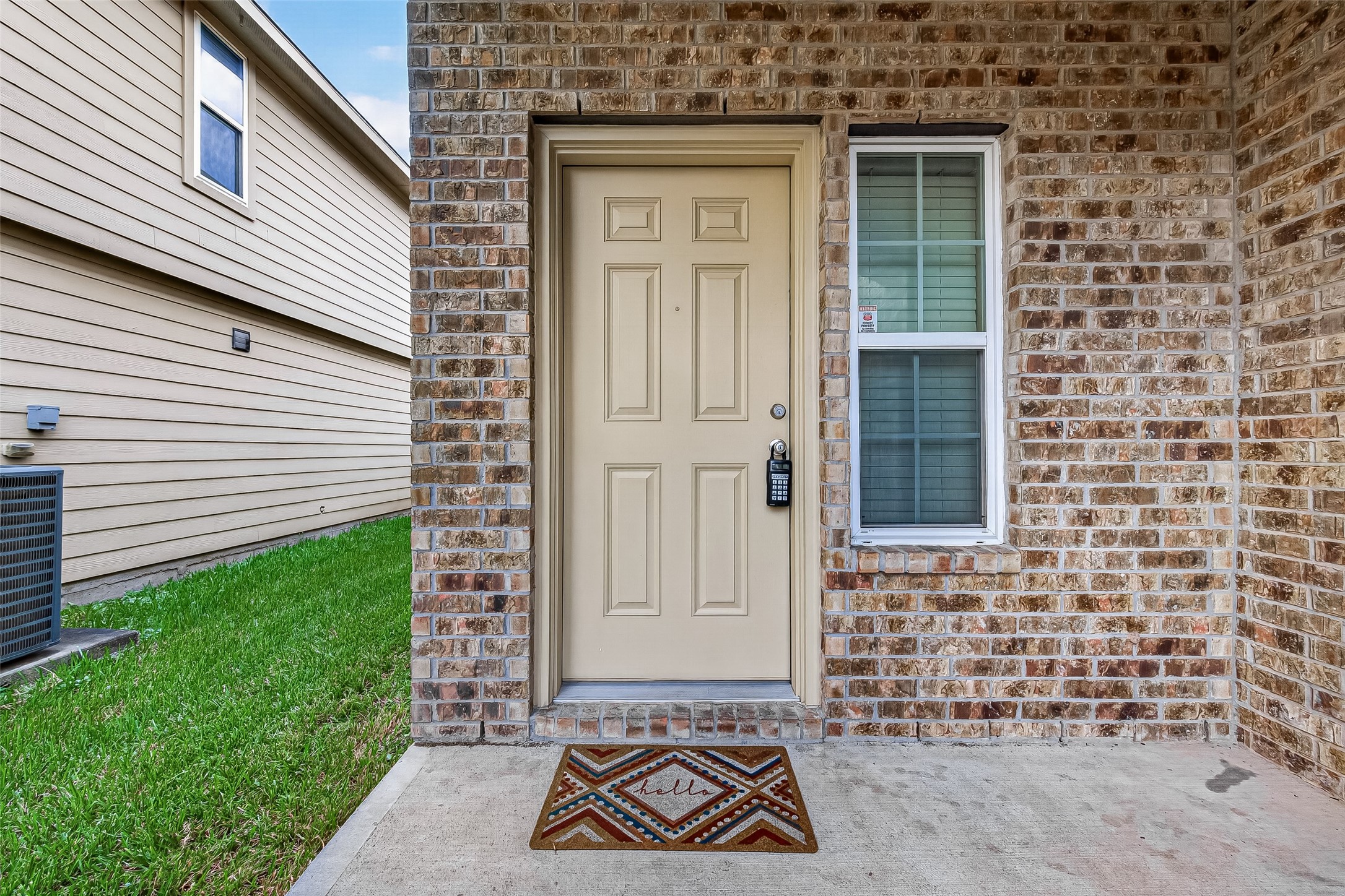 11823 Red Hummingbird Drive Property Photo 2