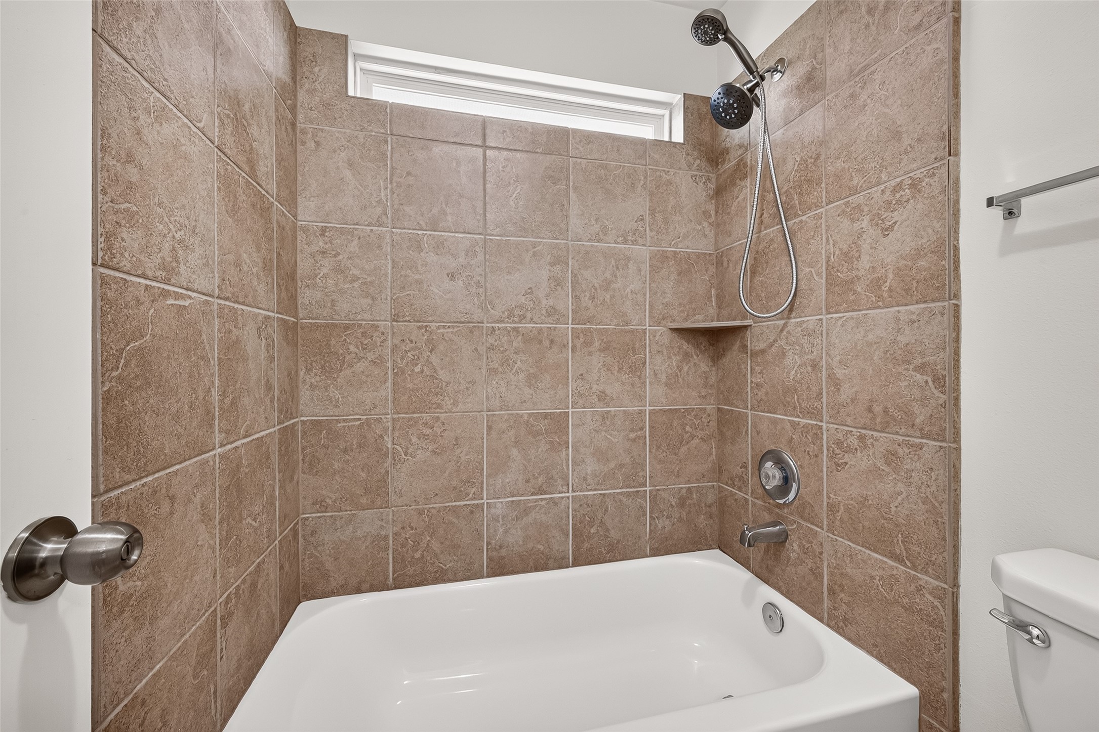 11823 Red Hummingbird Drive Property Photo 36