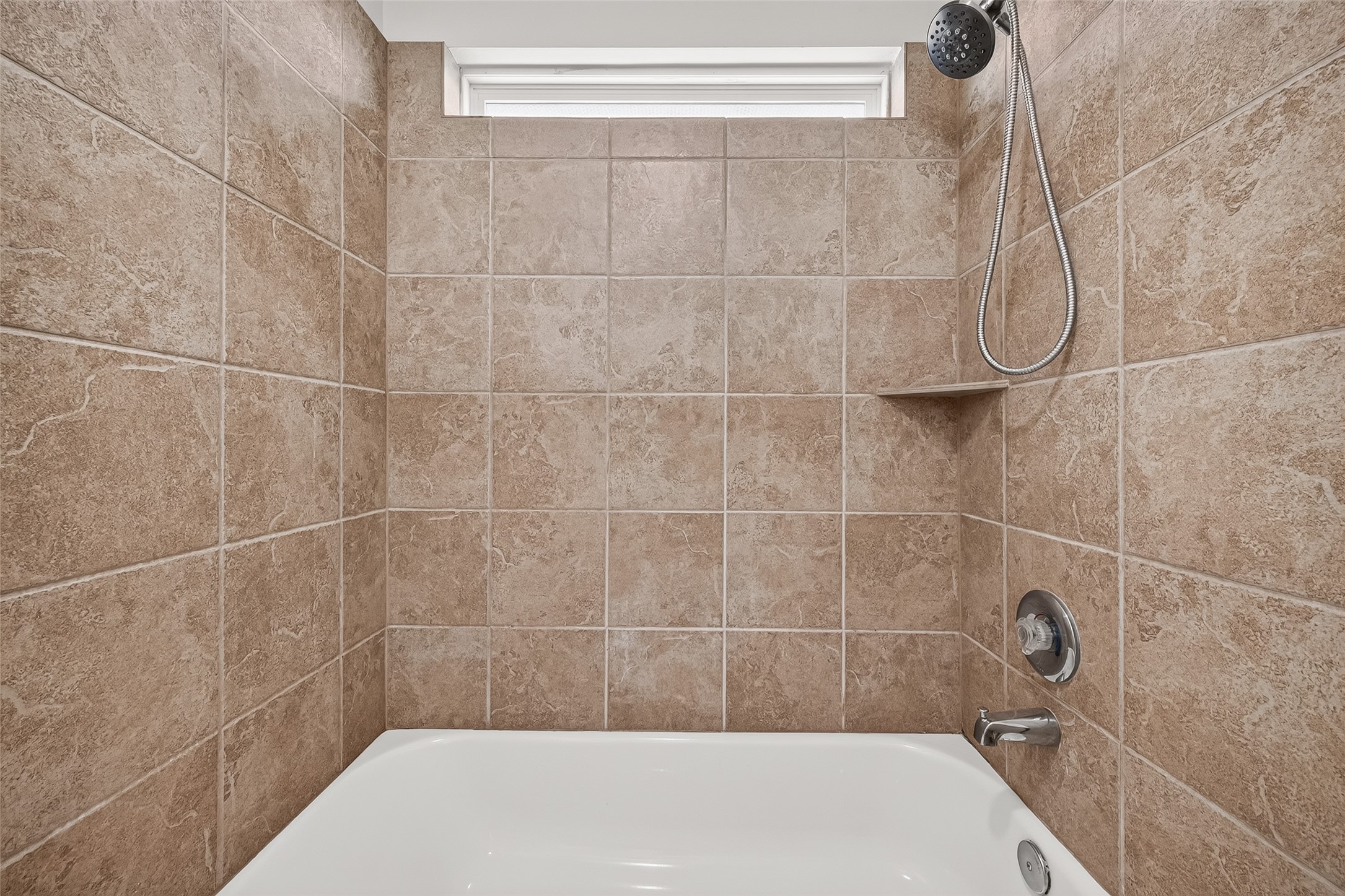 11823 Red Hummingbird Drive Property Photo 39