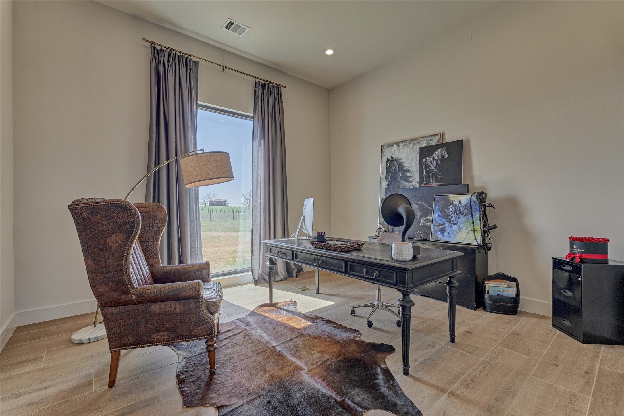 22199 Interstate Highway 45 Feeder N Property Photo 15