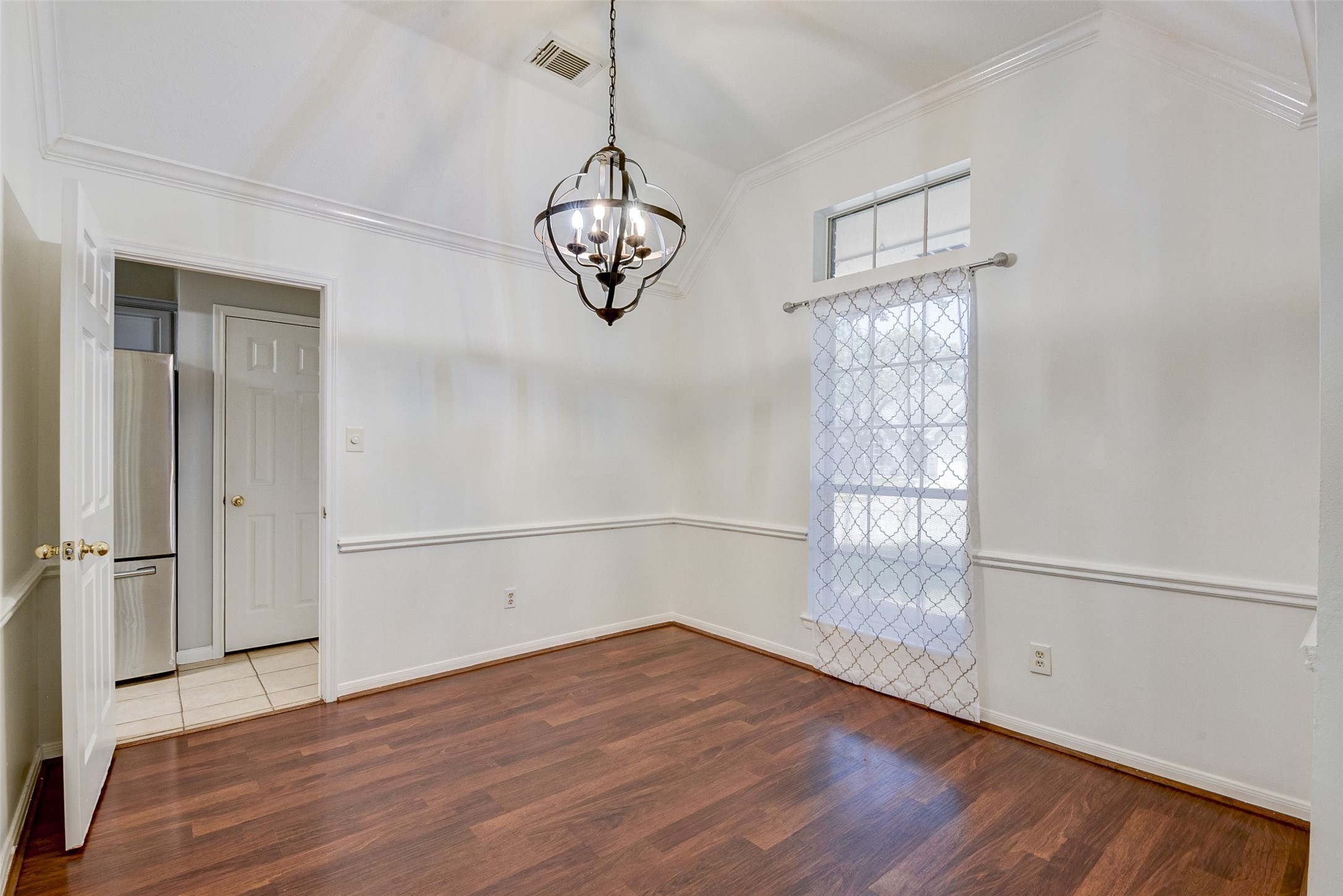 6123 Old Farmhouse Lane Property Photo 5