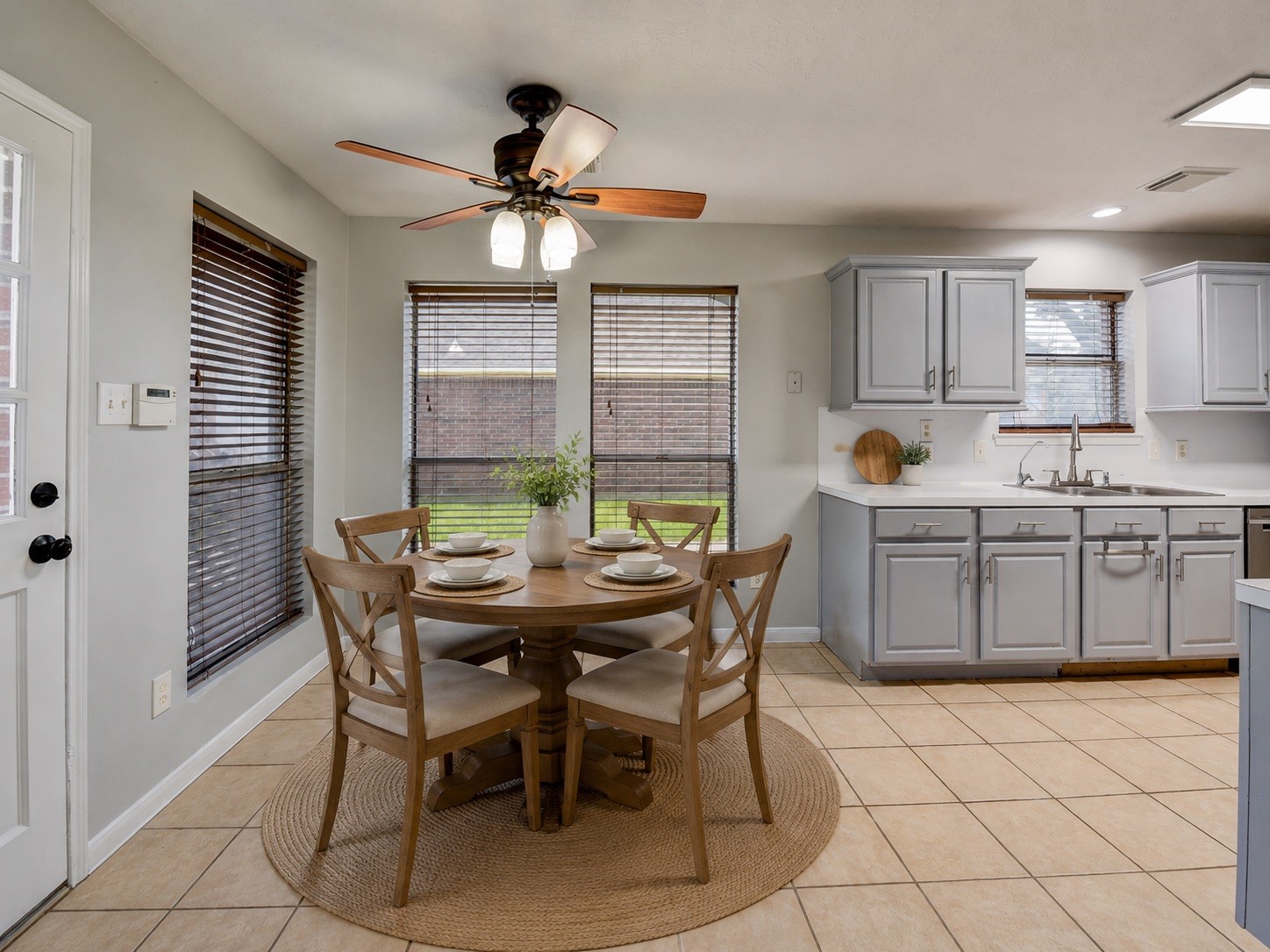 6123 Old Farmhouse Lane Property Photo 10