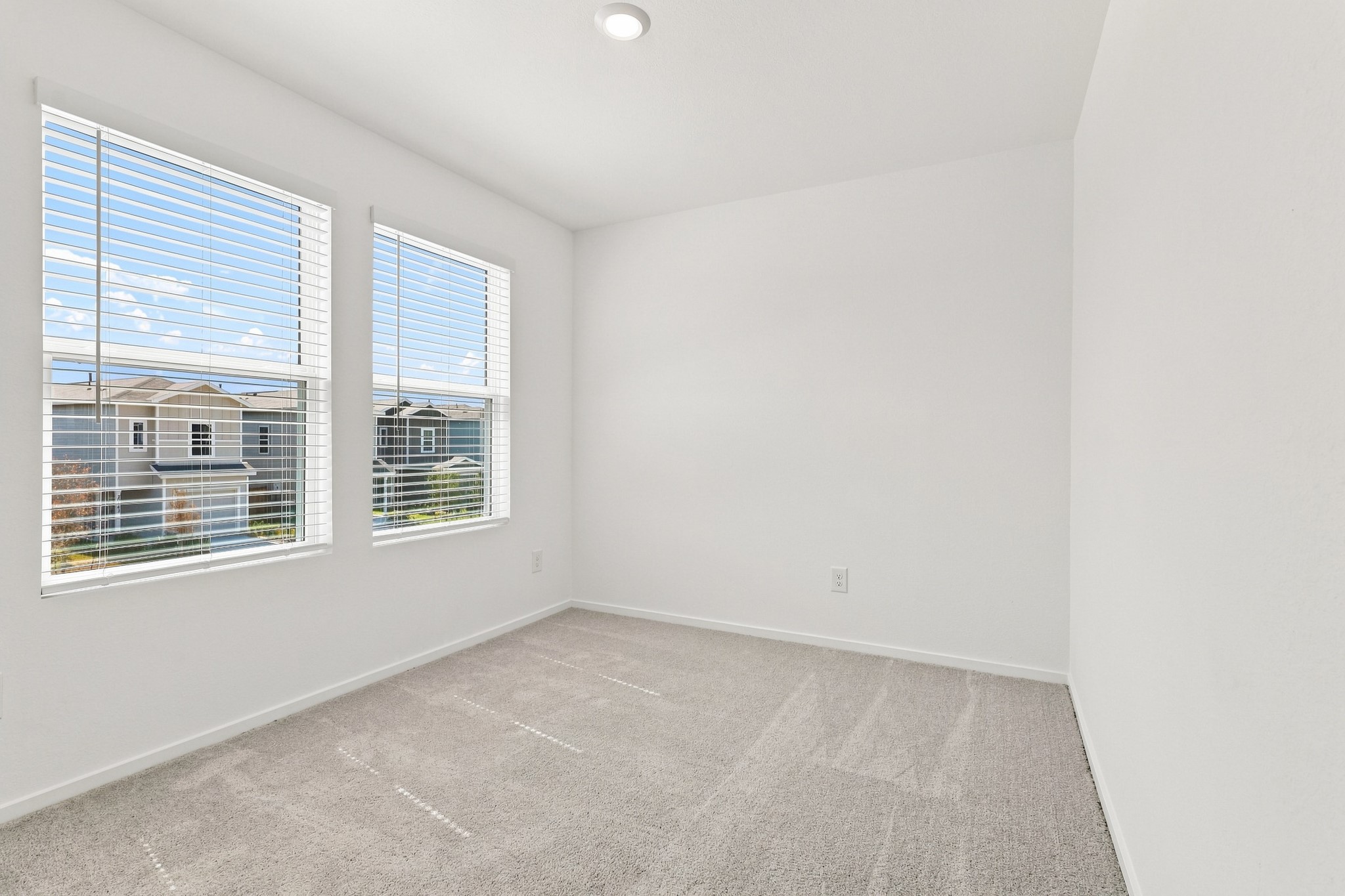 20151 Green Mallard St Property Photo 8