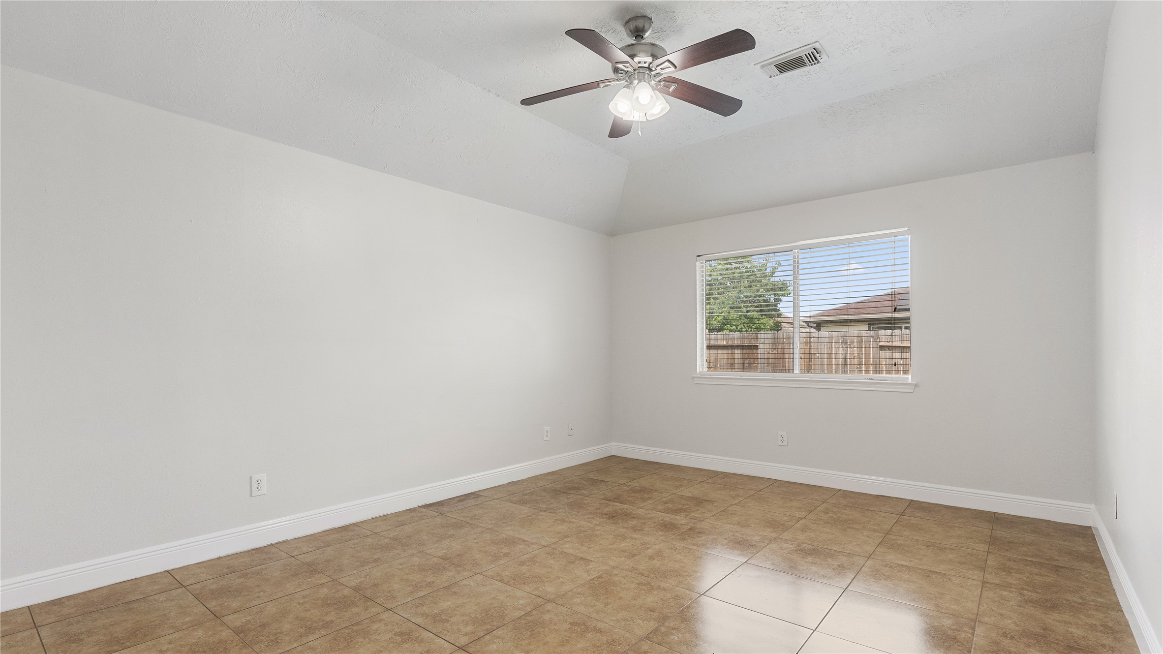 4602 Garden Meadow Drive Property Photo 13