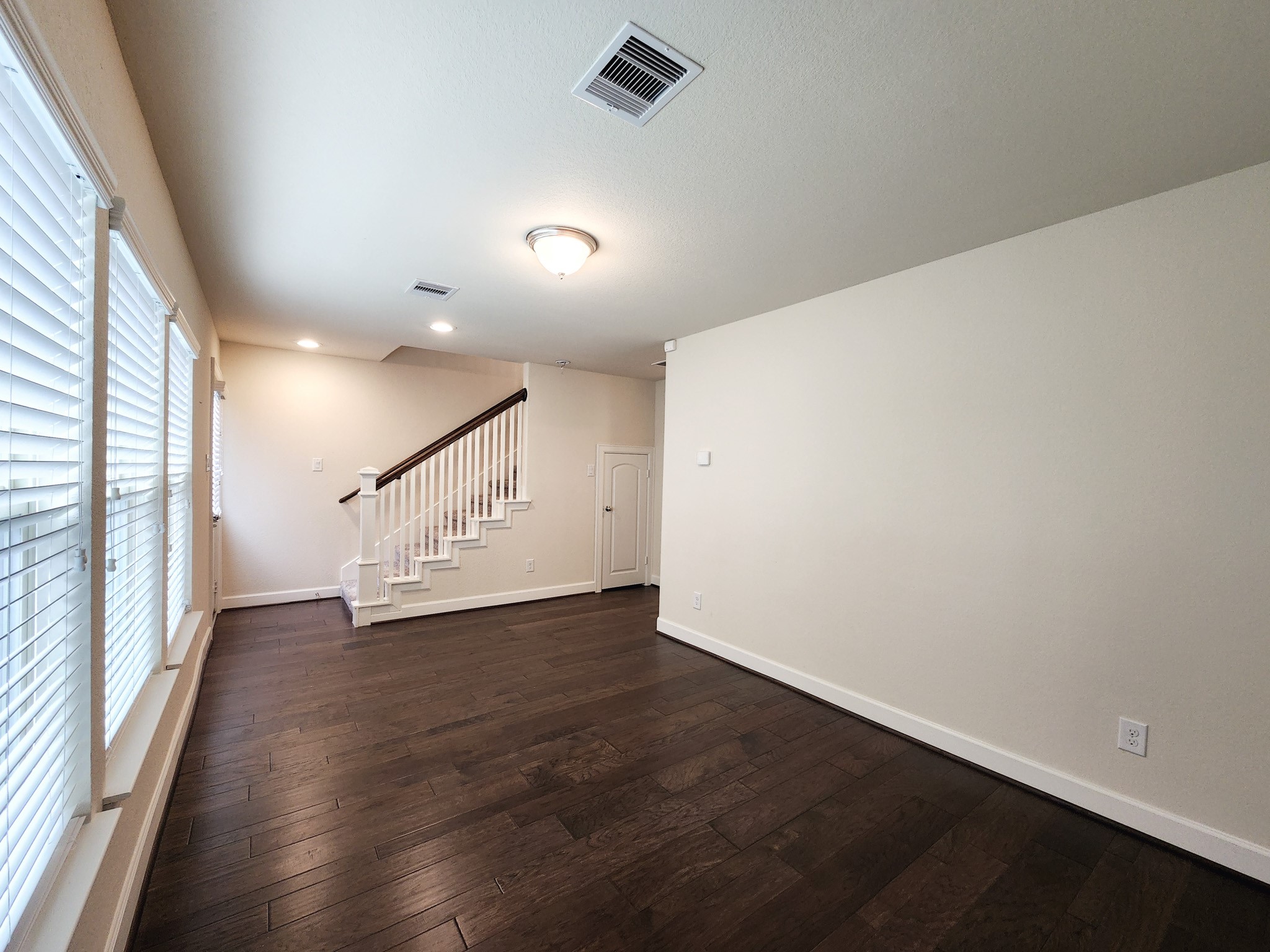 10717 Madden Oaks Place Property Photo 4