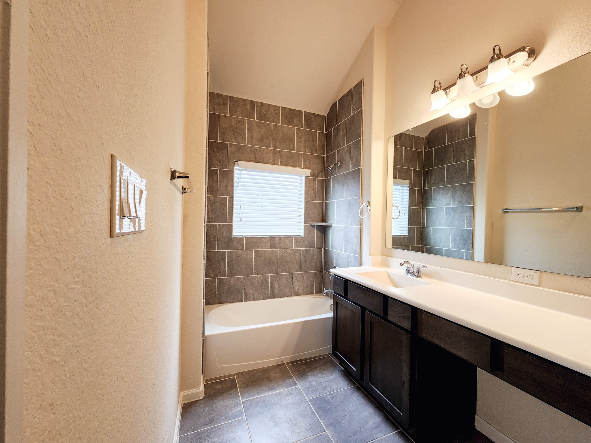 10717 Madden Oaks Place Property Photo 28