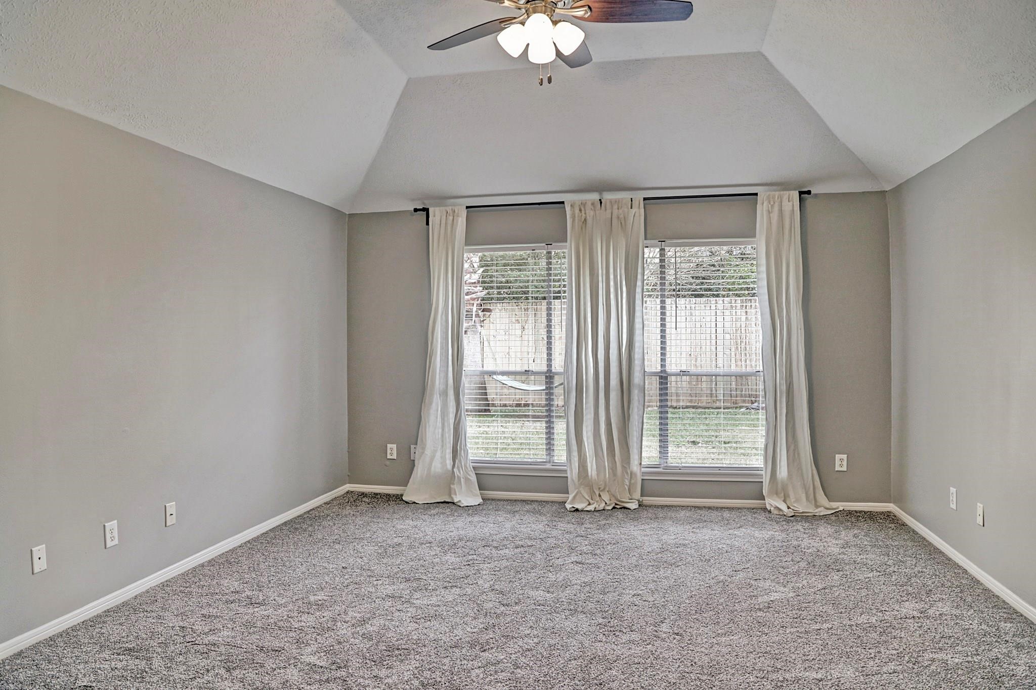 1925 Florida Drive Property Photo 13