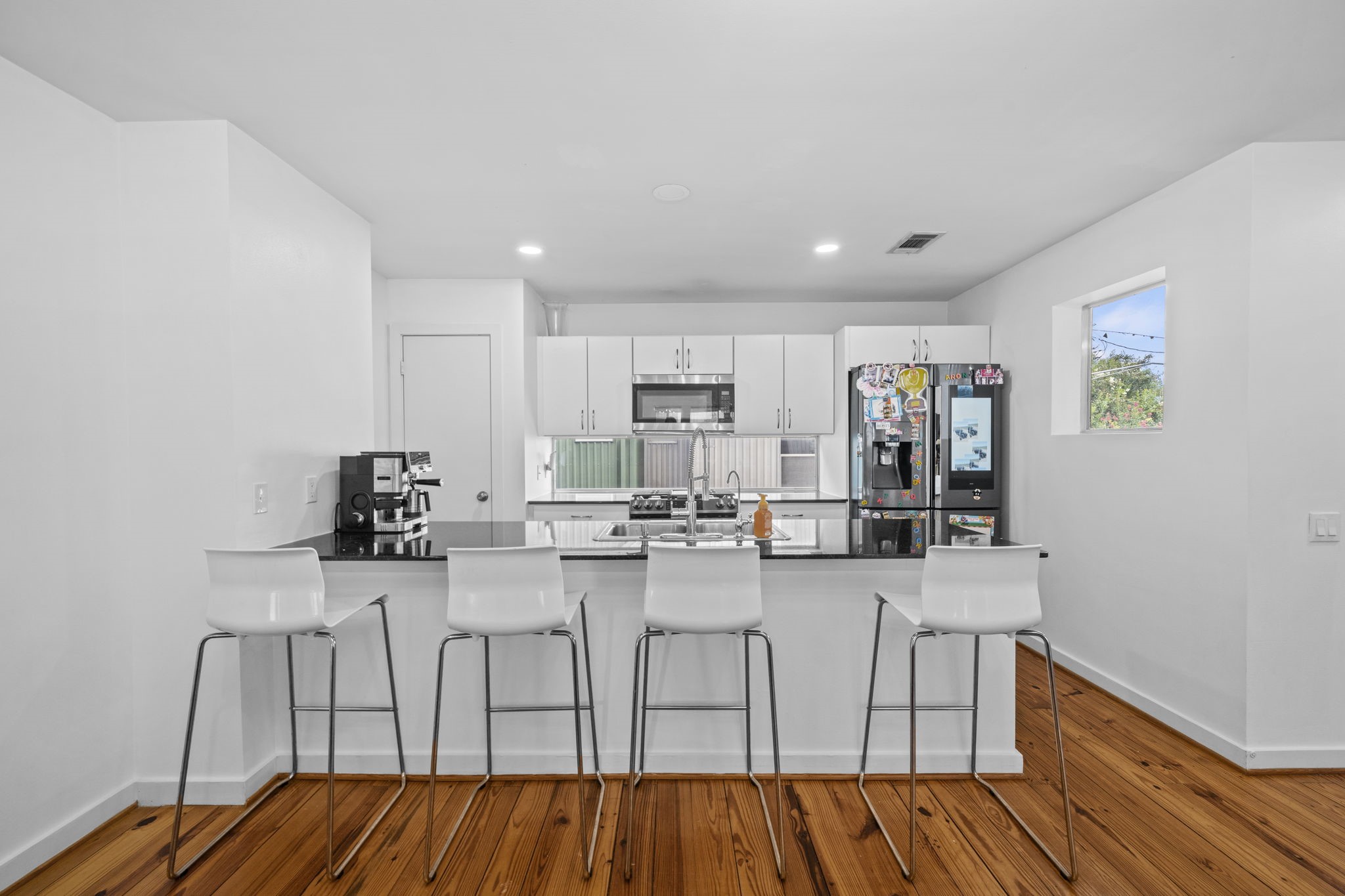 6128 Grand Boulevard Property Photo 26