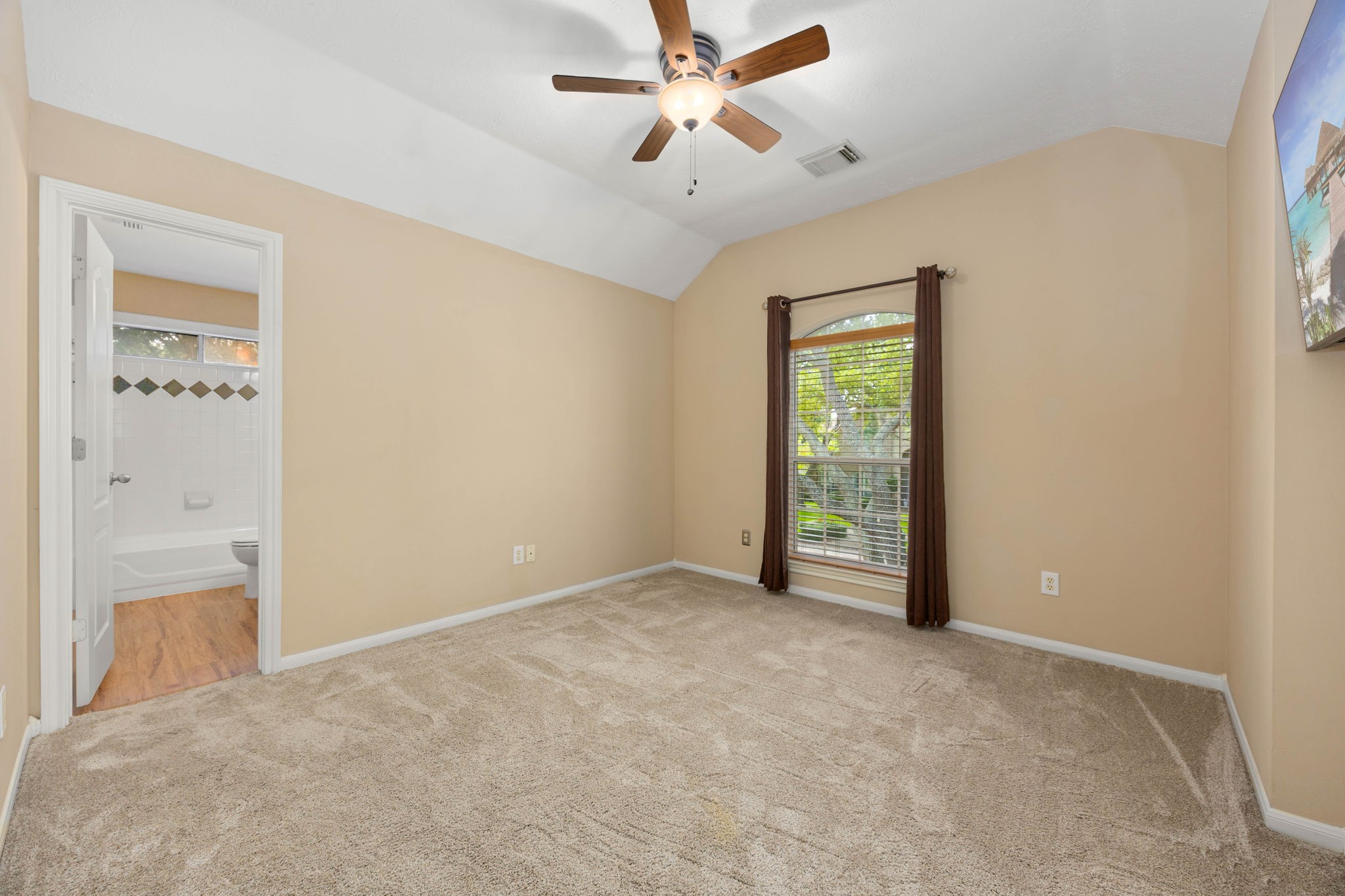 18710 Ember Trails Drive Property Photo 26