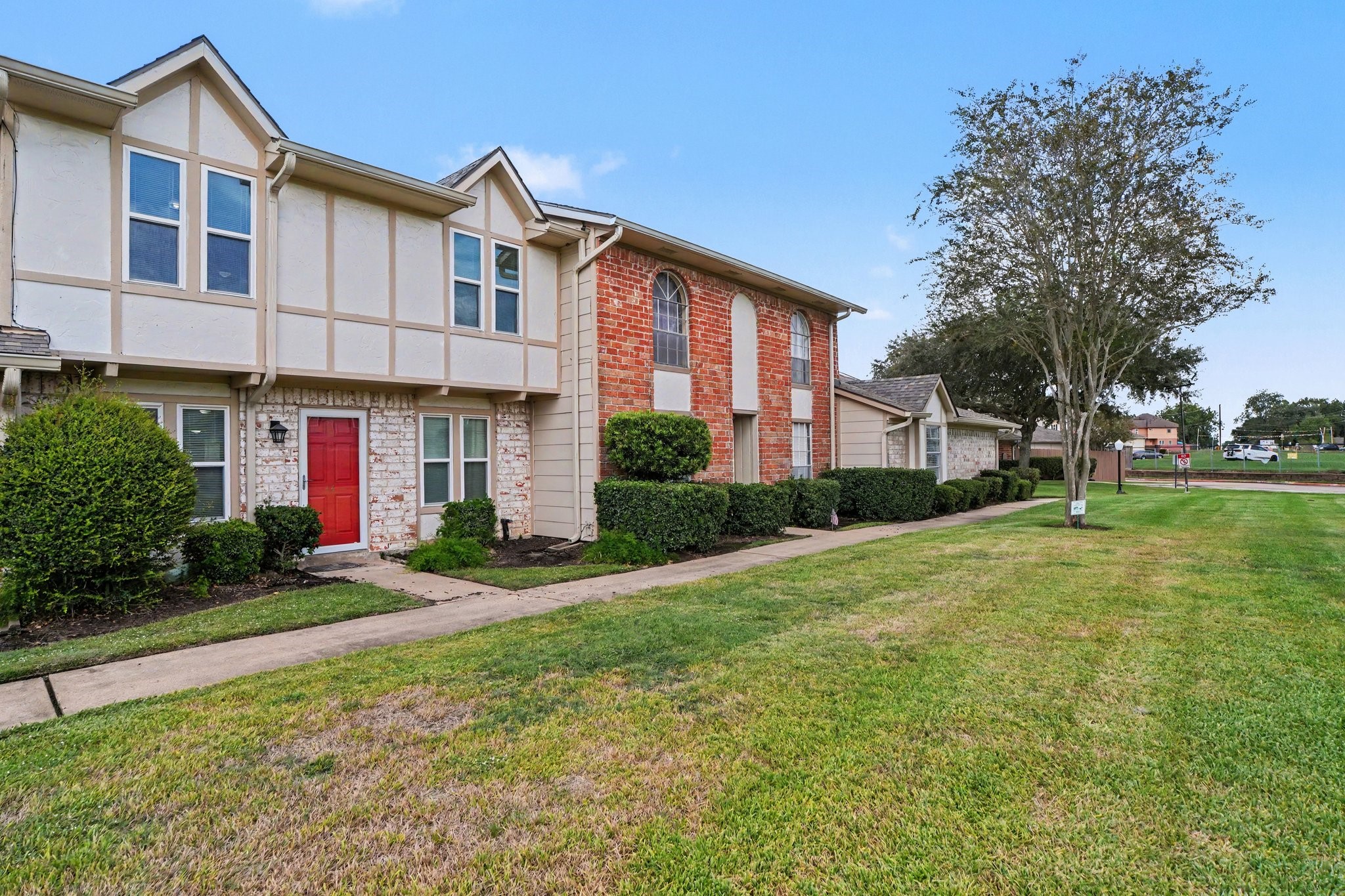 44 Chapparal Court Property Photo 3