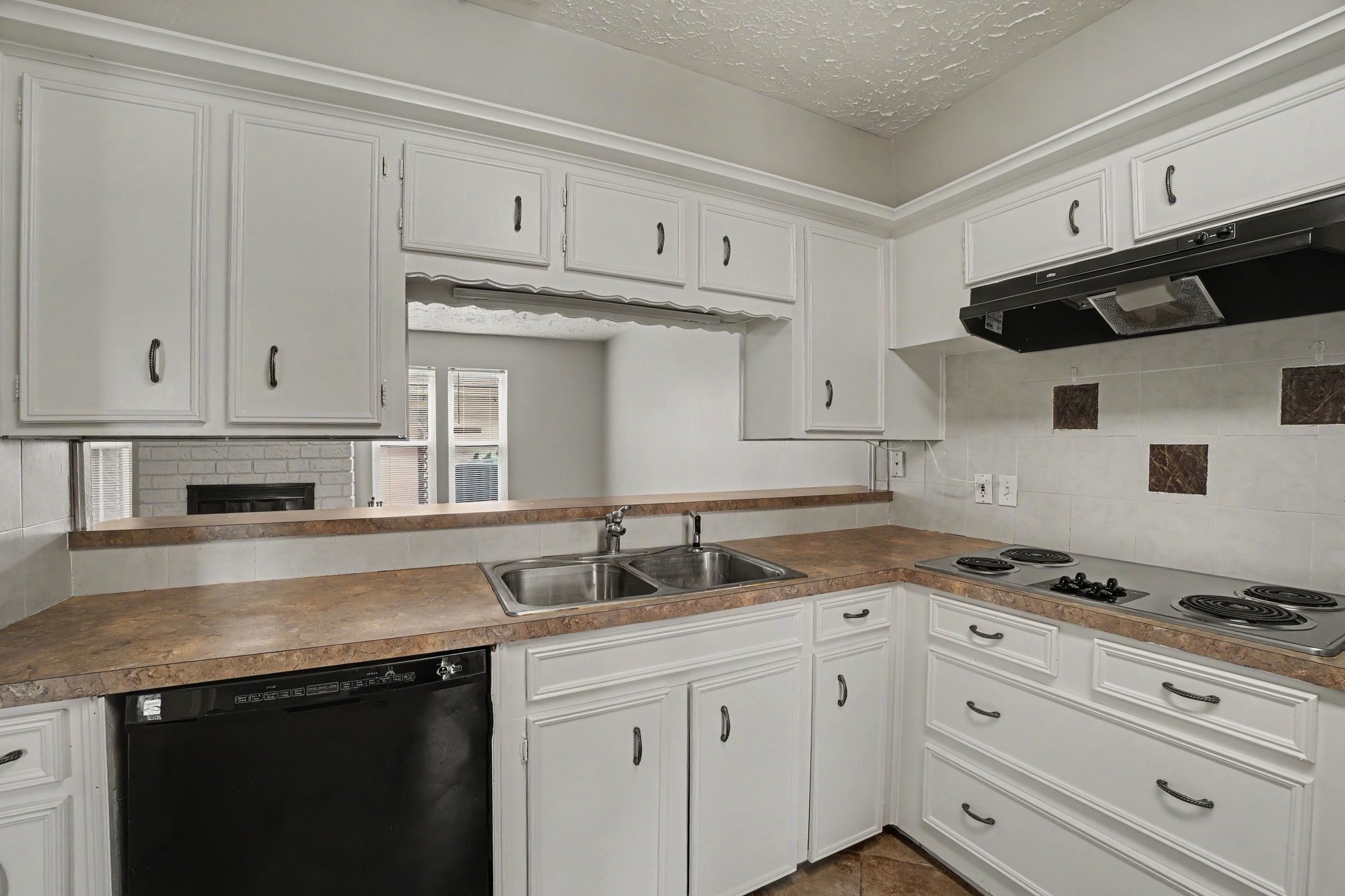 44 Chapparal Court Property Photo 10