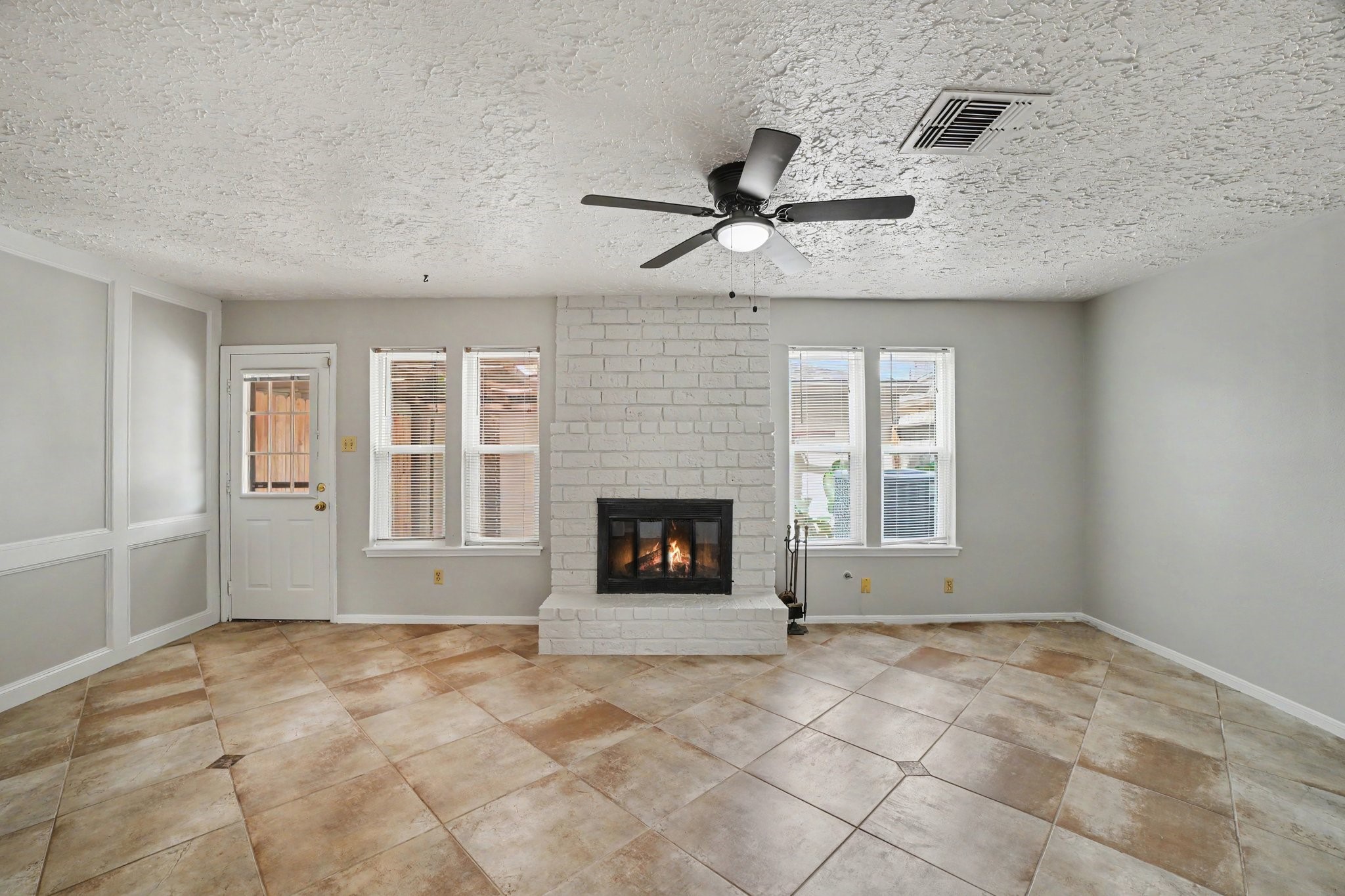 44 Chapparal Court Property Photo 13
