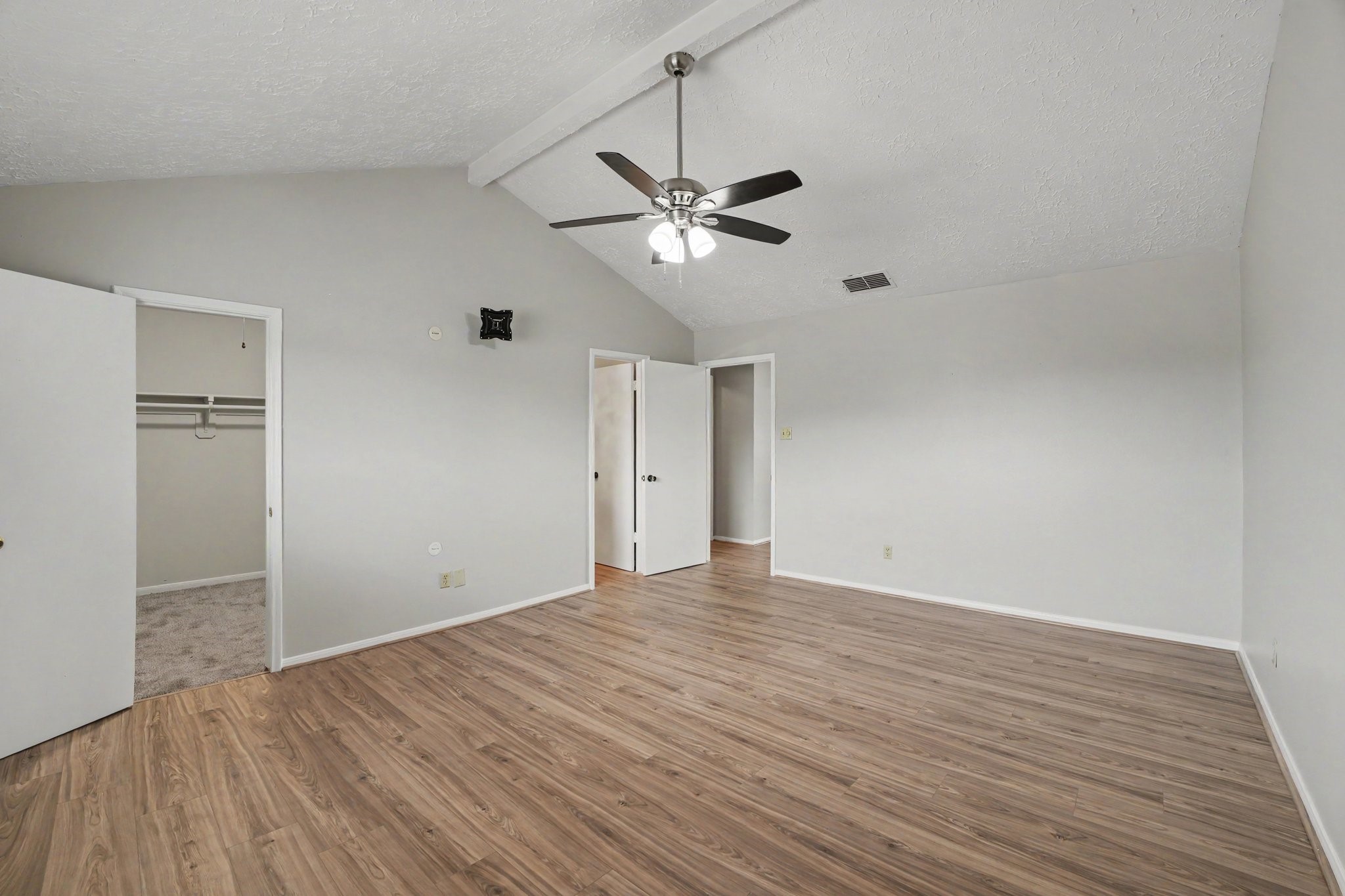 44 Chapparal Court Property Photo 17