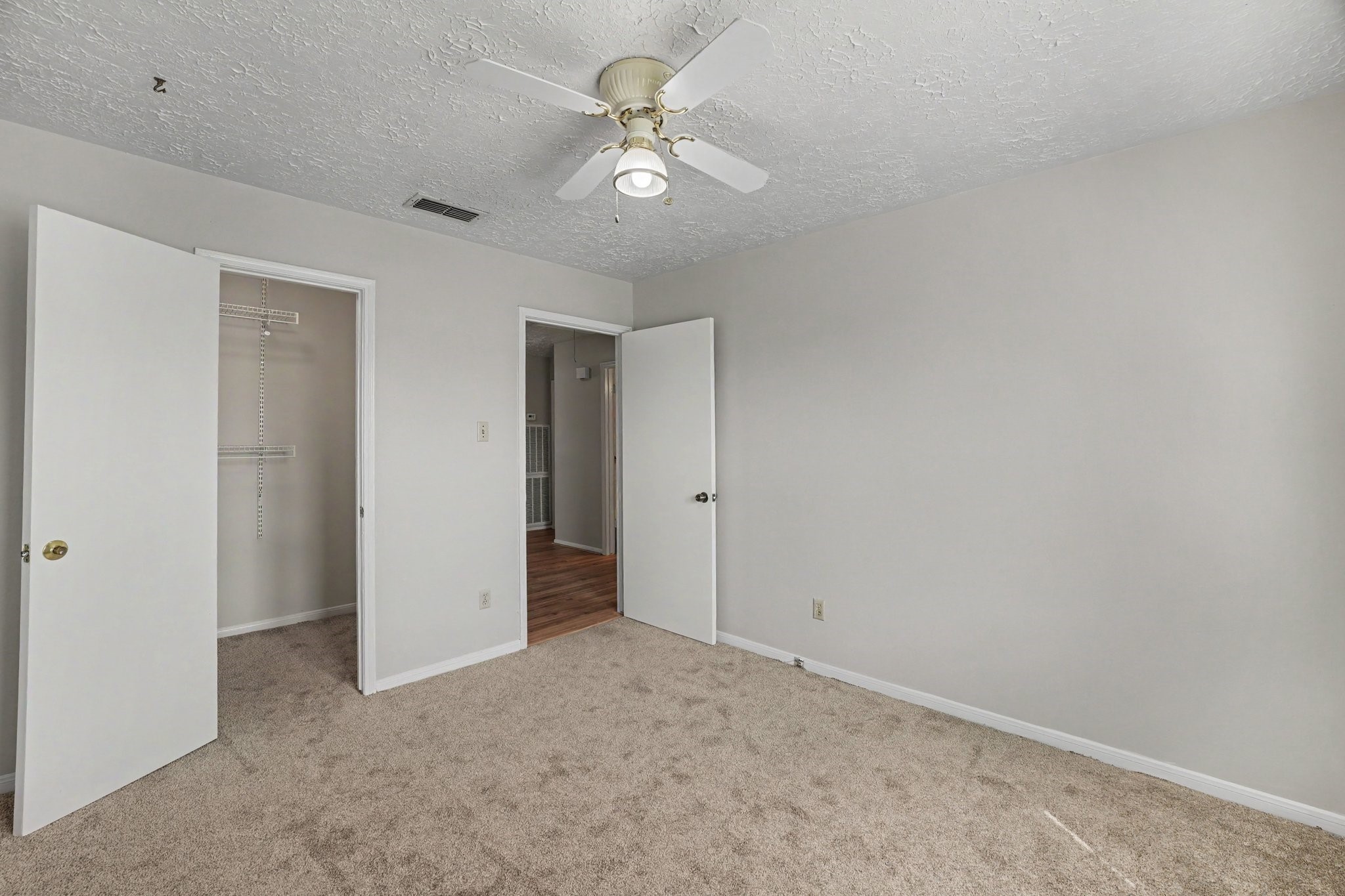 44 Chapparal Court Property Photo 21