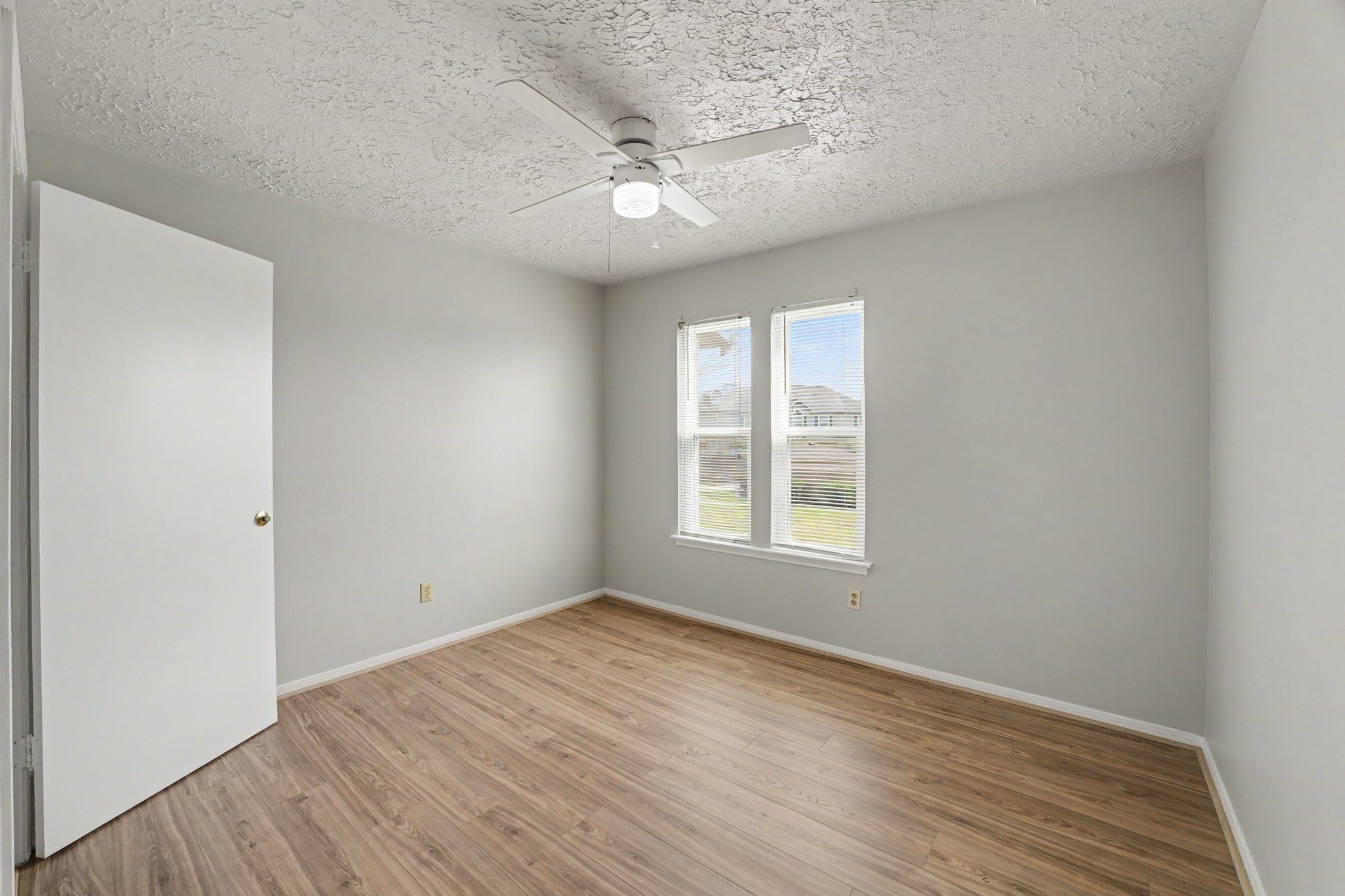 44 Chapparal Court Property Photo 22