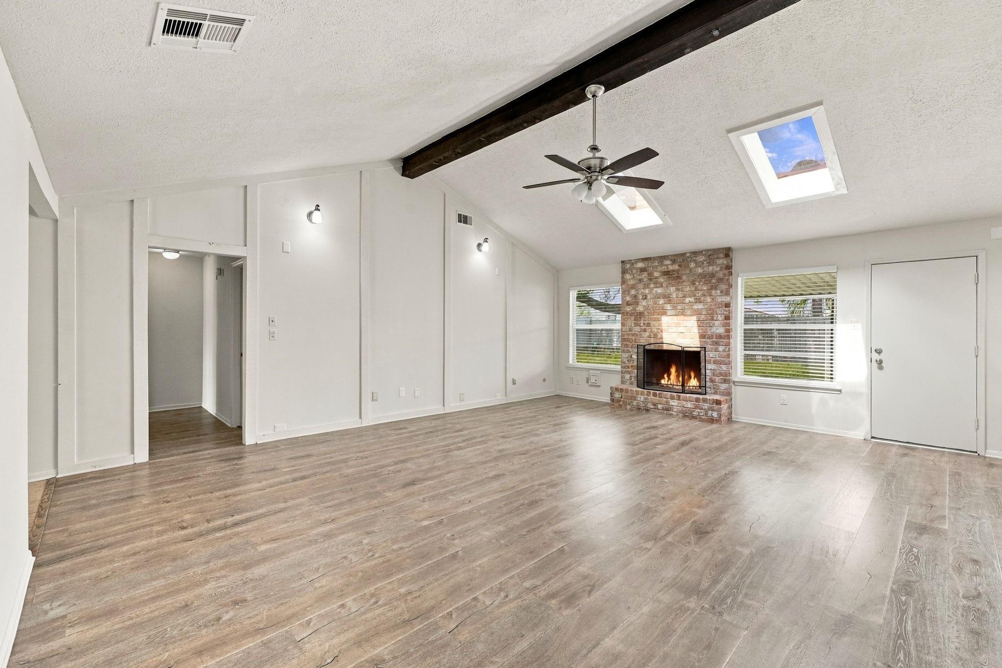 9855 Sagebud Lane Property Photo 7
