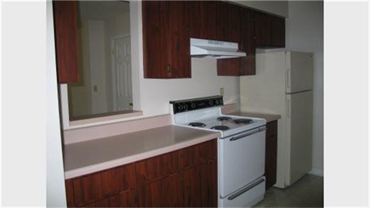 300 Cross Creek Property Photo 6