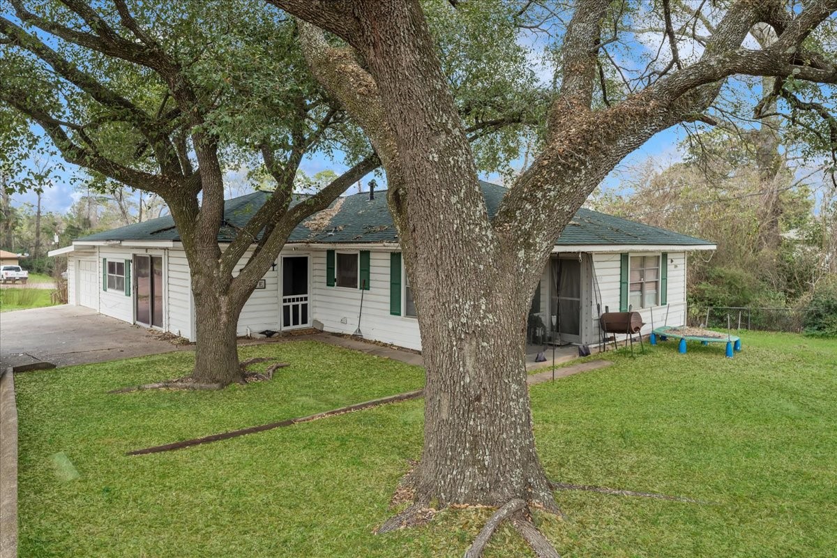3102 Montgomery Road Property Photo 13