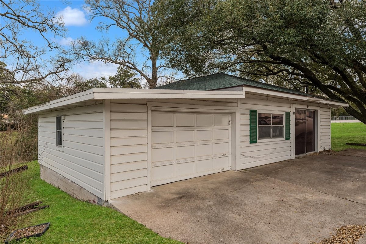 3102 Montgomery Road Property Photo 14