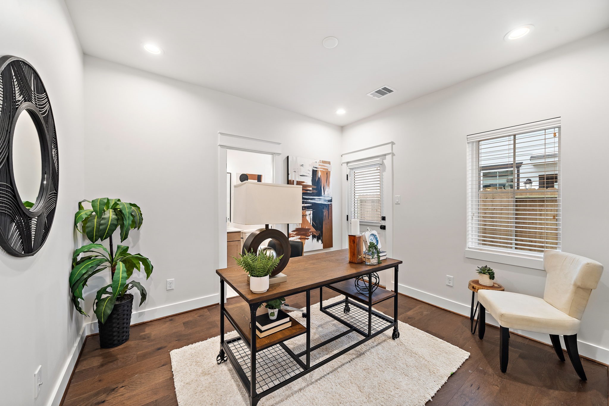 5418 Wheatley Street E Property Photo 2