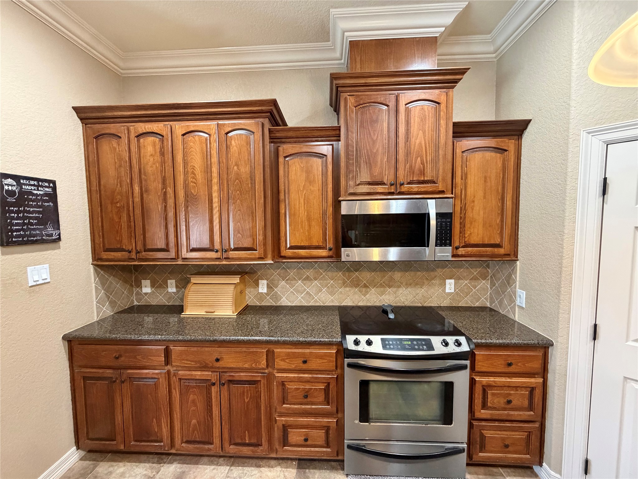 1437 S Bluebonnet Lane Property Photo 13