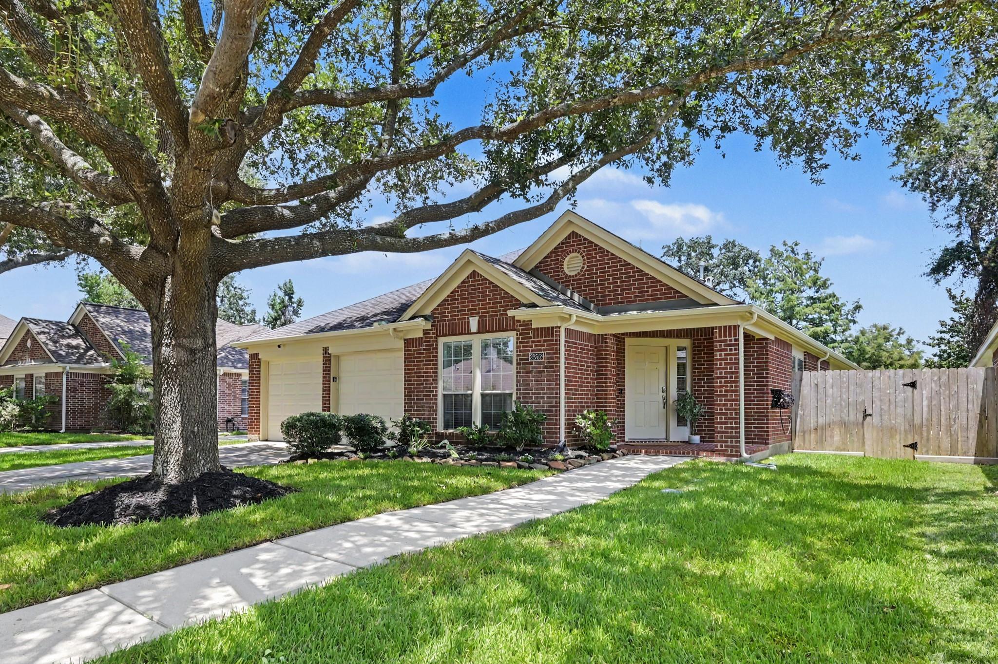 28518 Ashlyn Ridge Lane Property Photo 3