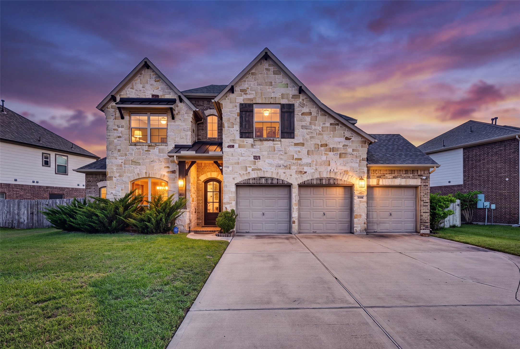 31041 Pecan Creek Drive Property Photo 1
