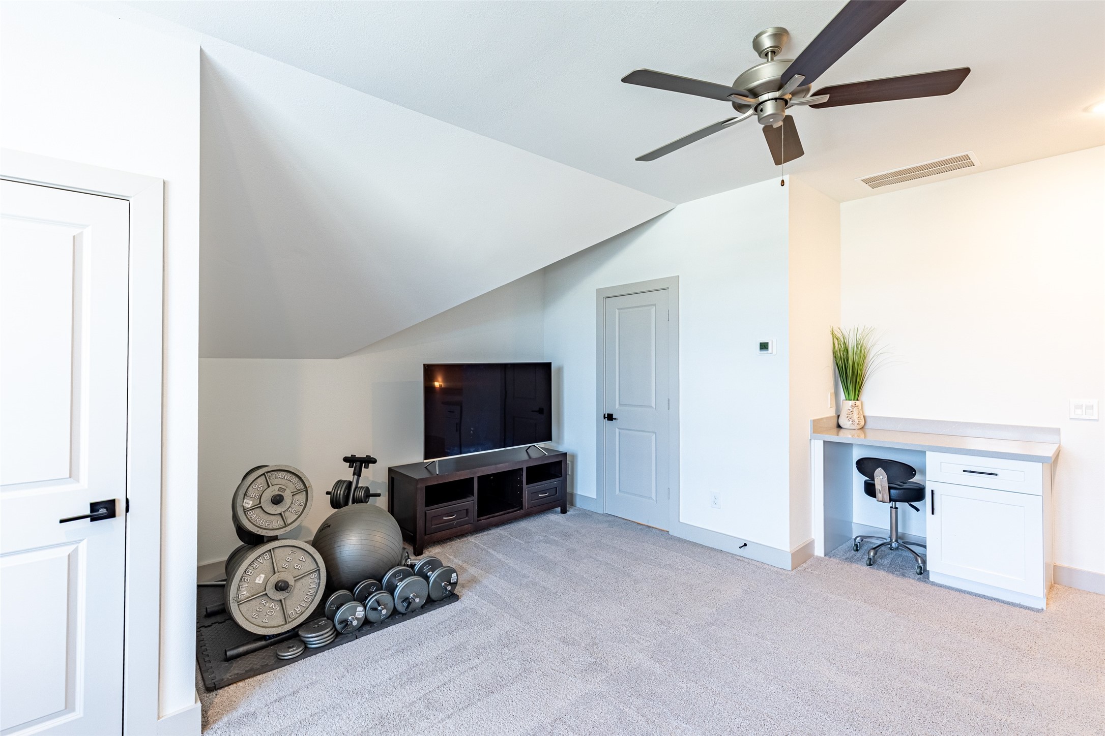 11705 Grandview Drive Property Photo 10