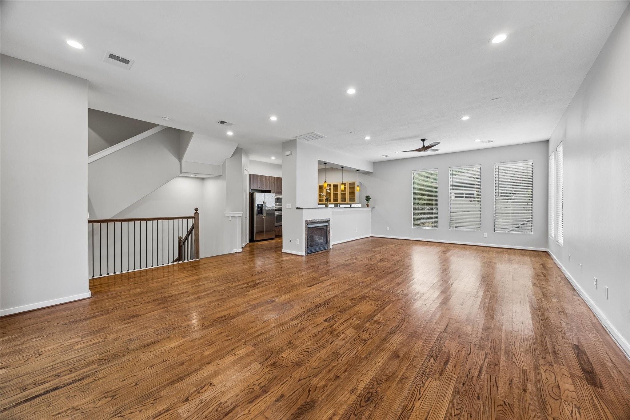 3717 Stanford Street C Property Photo 10