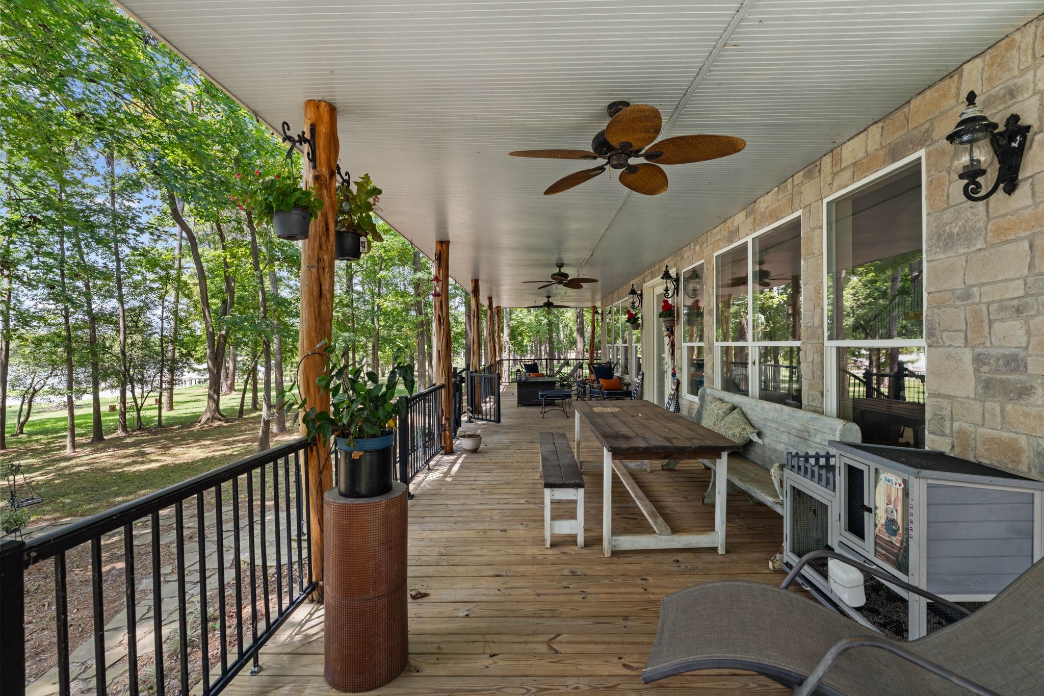 560 Deerwood Drive Property Photo 14
