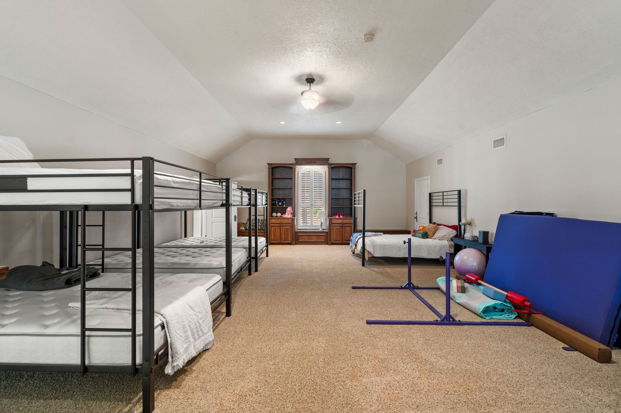 560 Deerwood Drive Property Photo 34