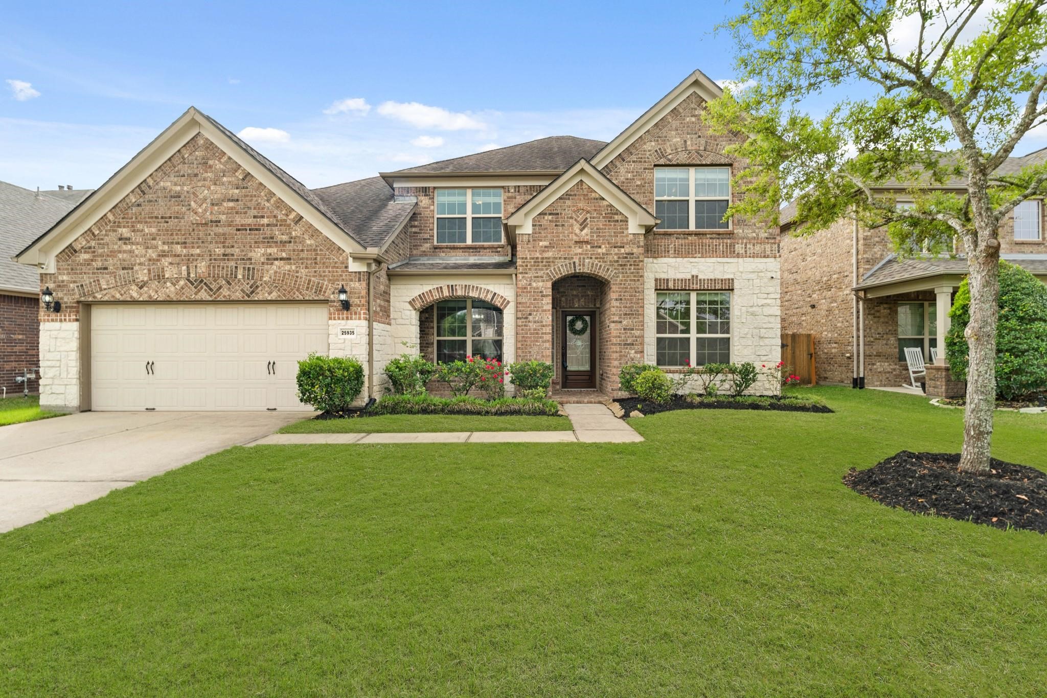 25935 Foxrun Vista Drive Property Photo 1