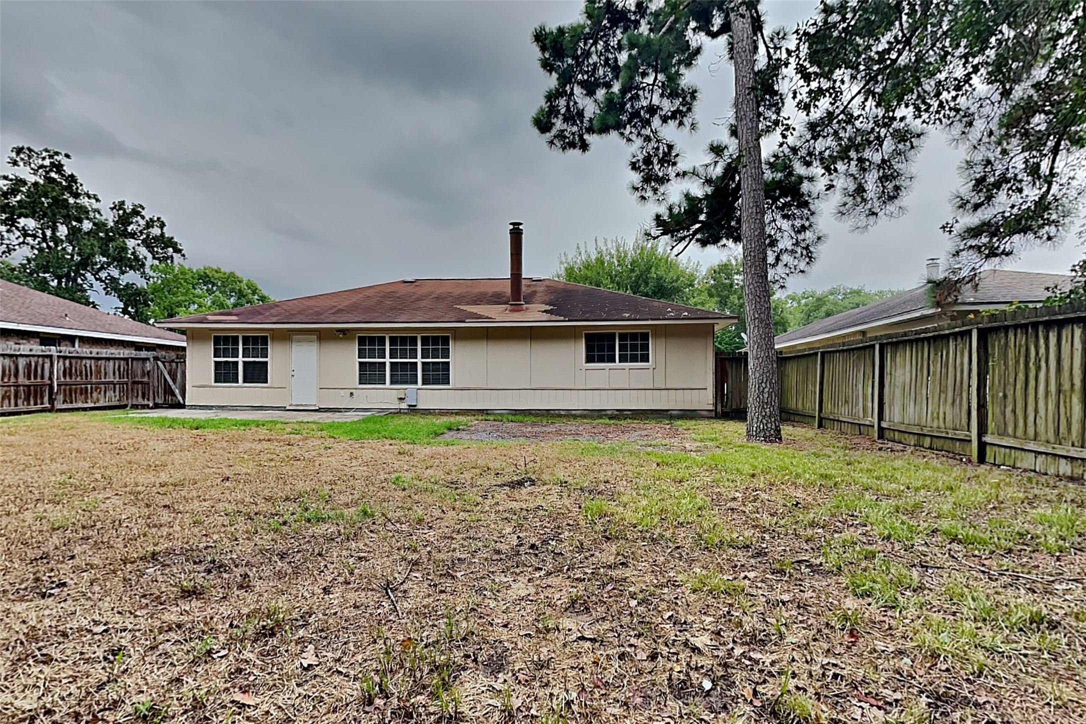 16854 Gleneagle Drive N Property Photo 20