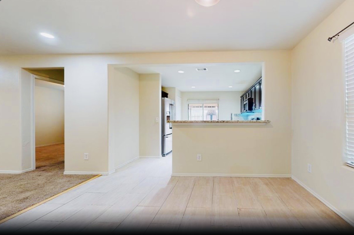 16510 Mandate Drive Property Photo 2