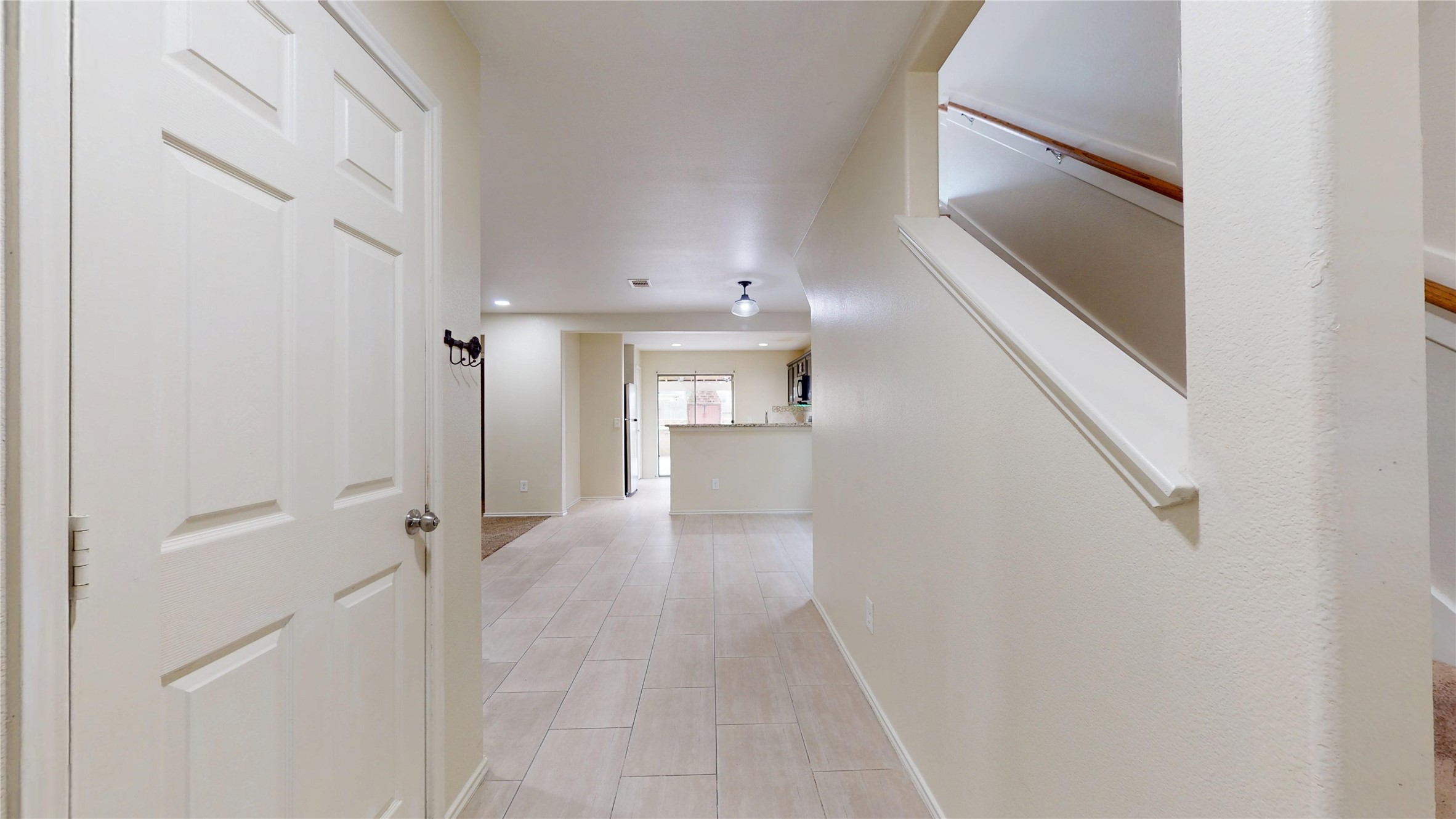 16510 Mandate Drive Property Photo 5