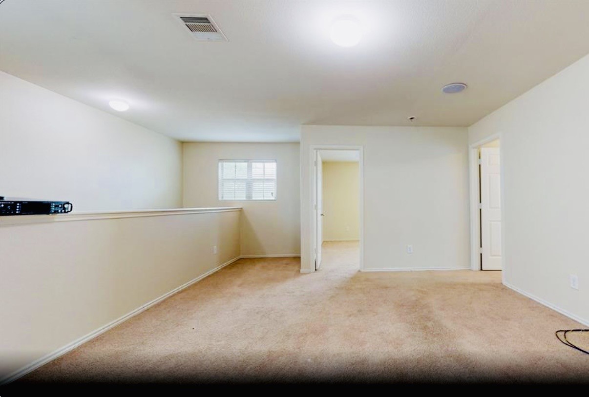 16510 Mandate Drive Property Photo 6