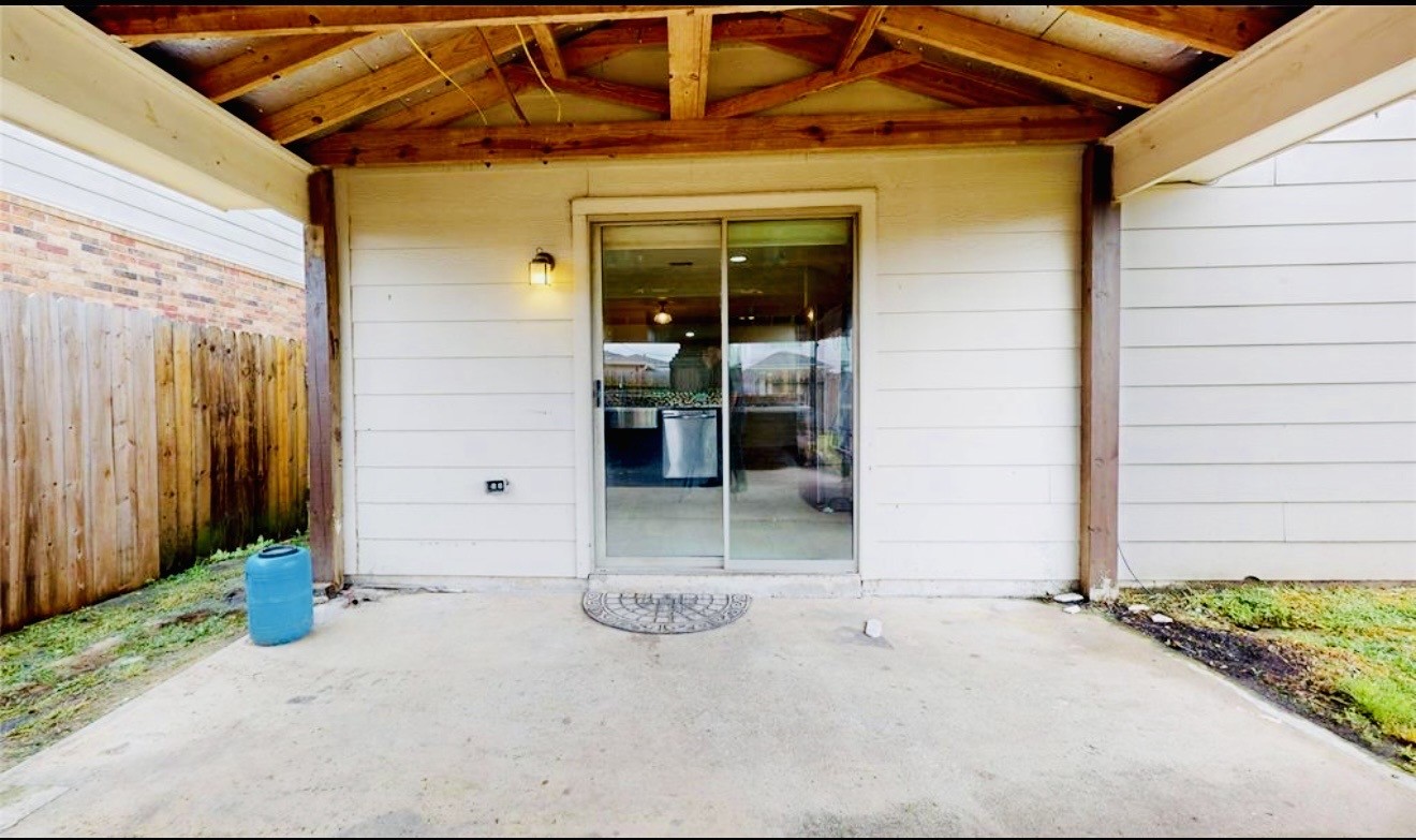 16510 Mandate Drive Property Photo 7