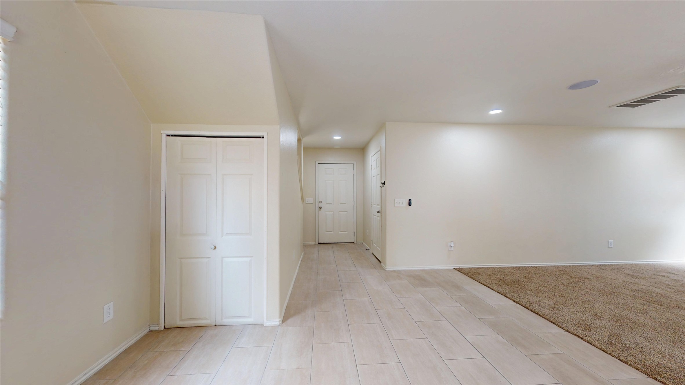 16510 Mandate Drive Property Photo 12