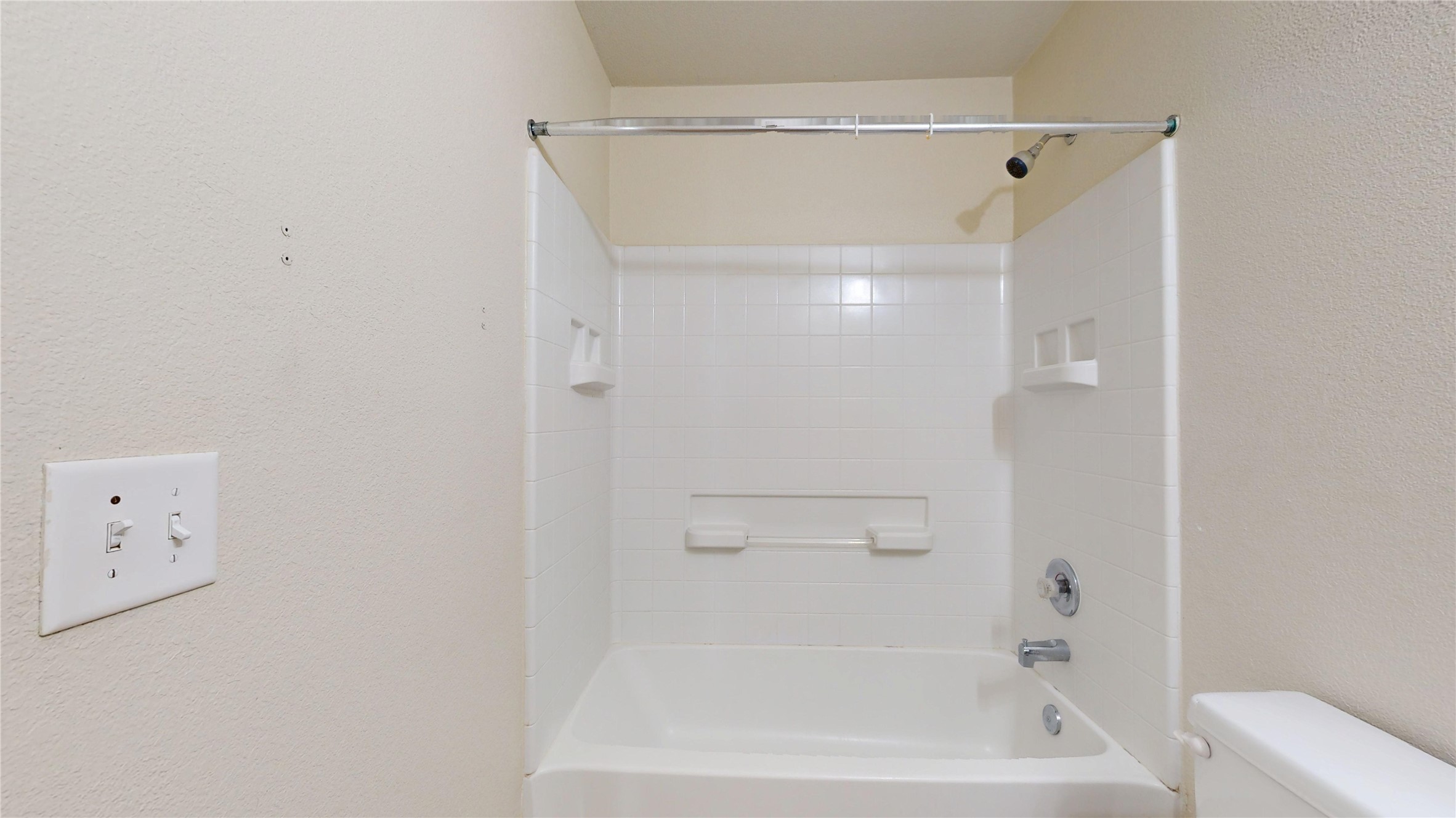 16510 Mandate Drive Property Photo 44