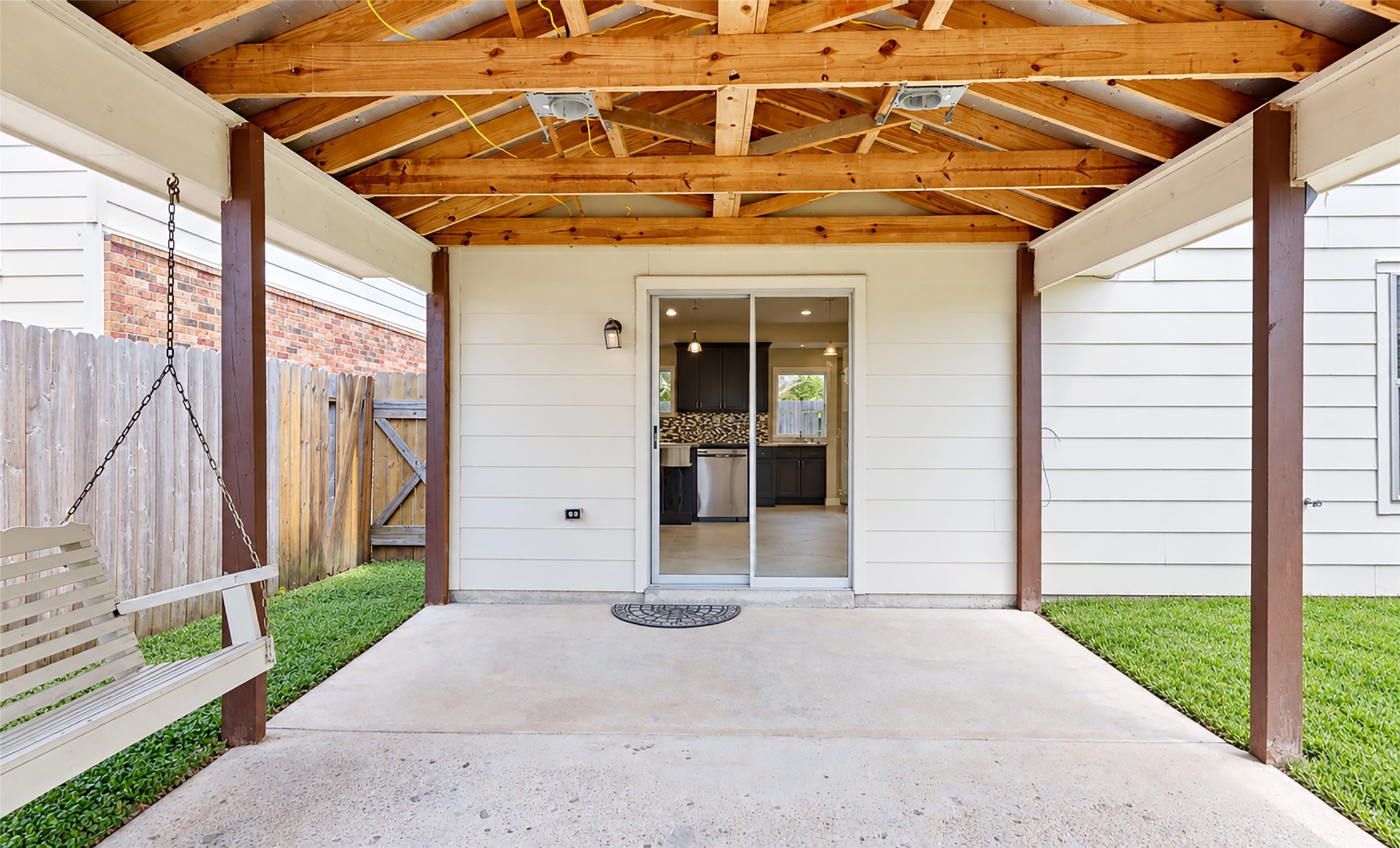 16510 Mandate Drive Property Photo 45