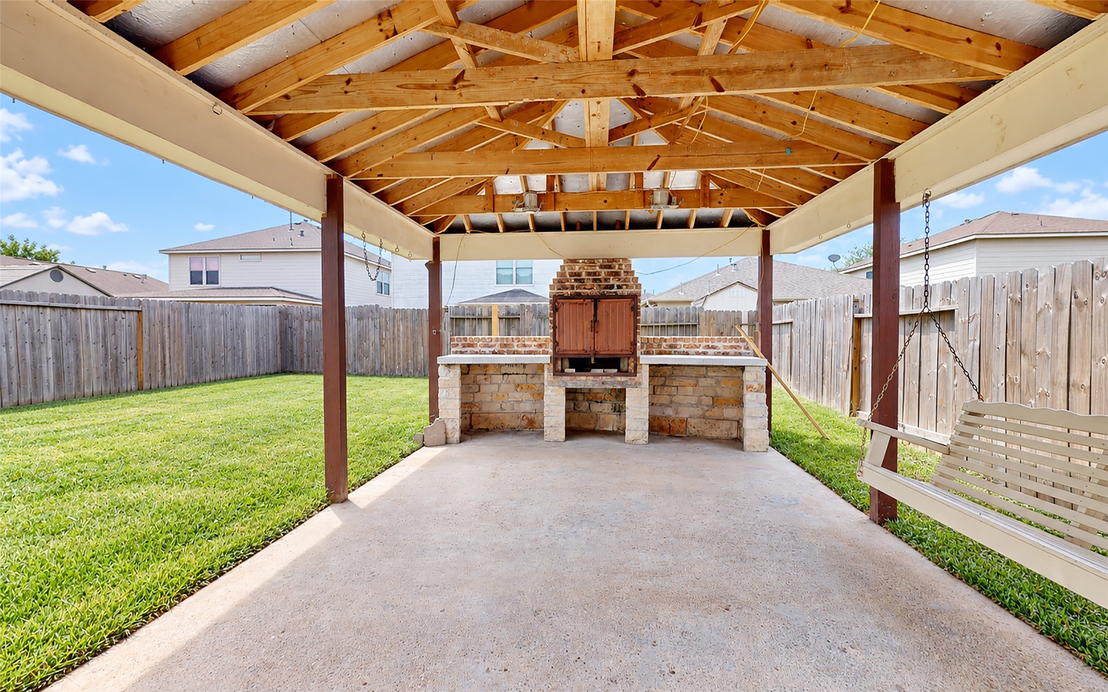 16510 Mandate Drive Property Photo 47