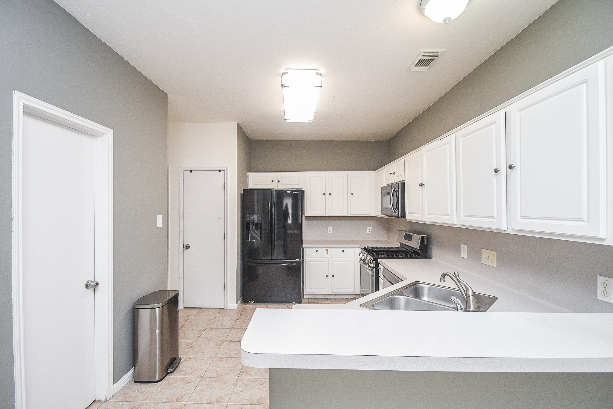 16035 Timber Chase Drive Property Photo 7