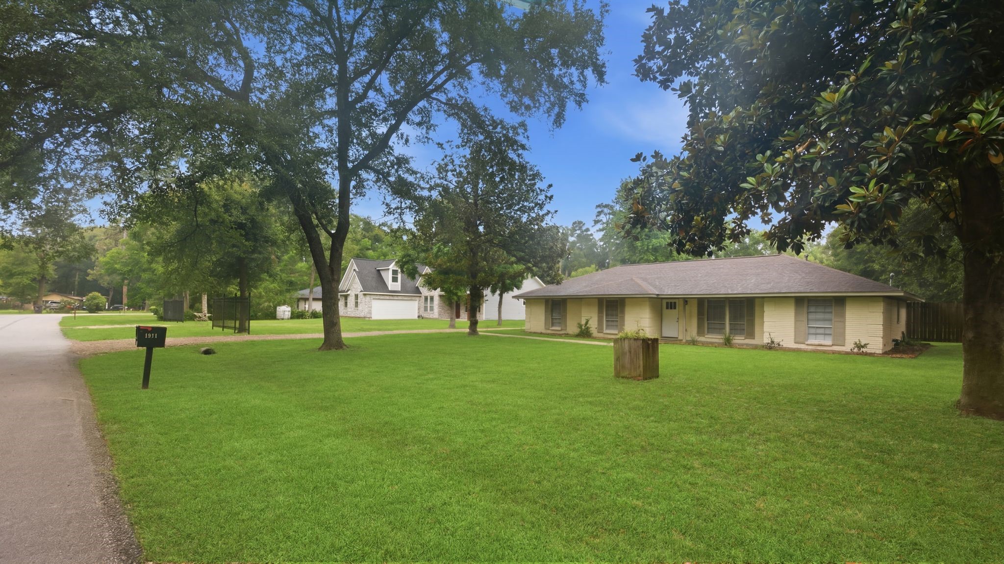 1511 Sungail Drive Property Photo 4